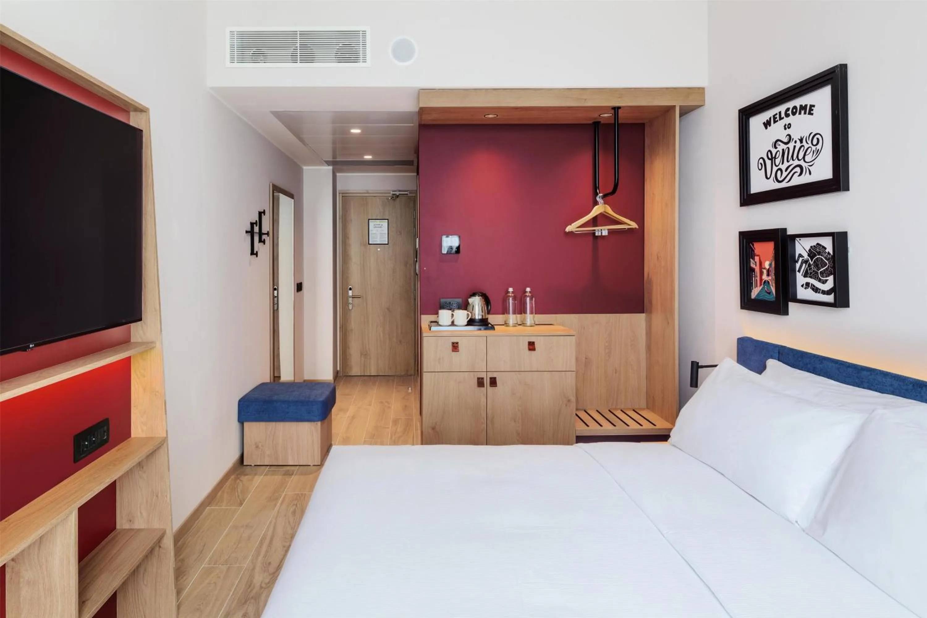 Bed in Hampton By Hilton Venice Isola Nuova