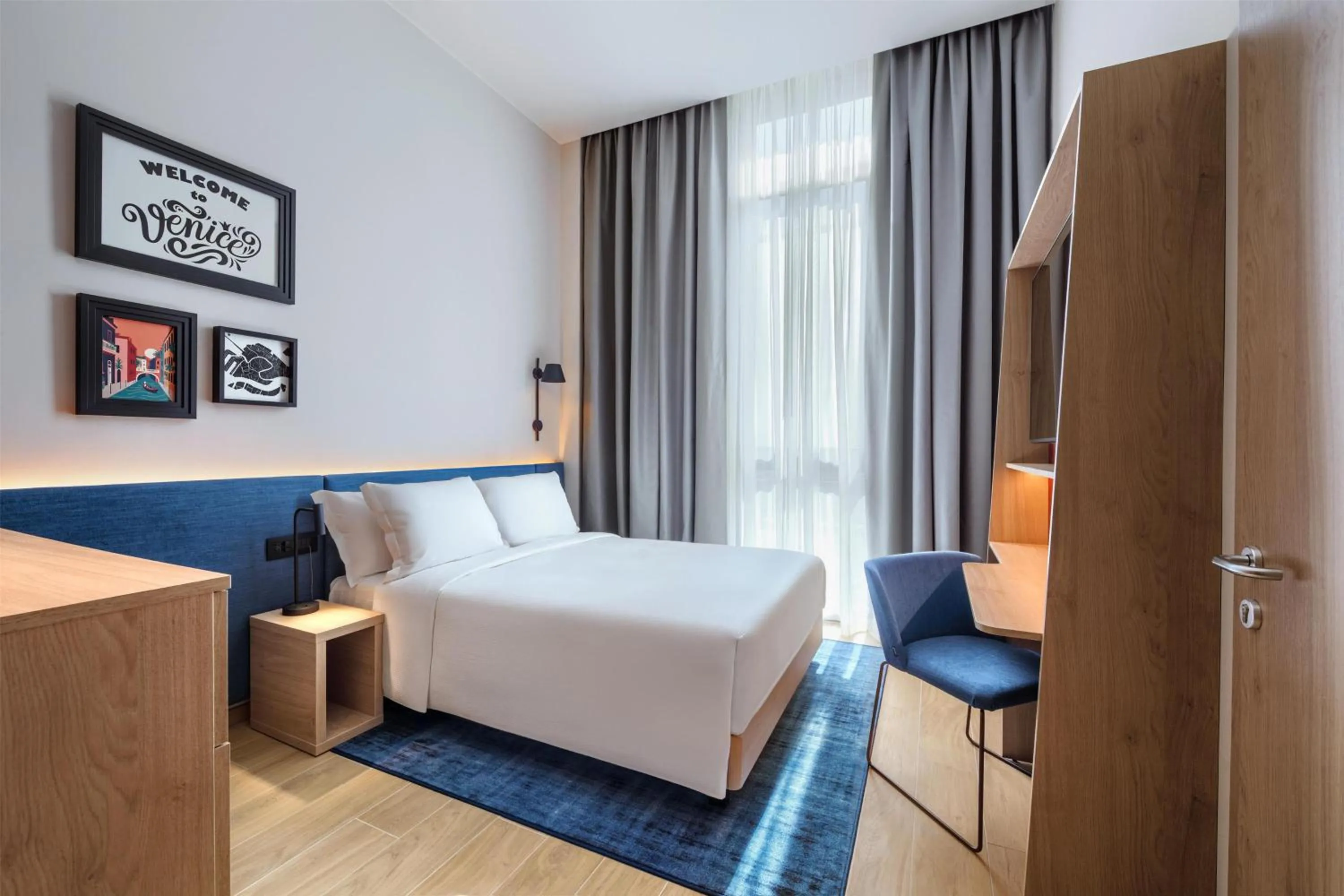 Bedroom, Bed in Hampton By Hilton Venice Isola Nuova