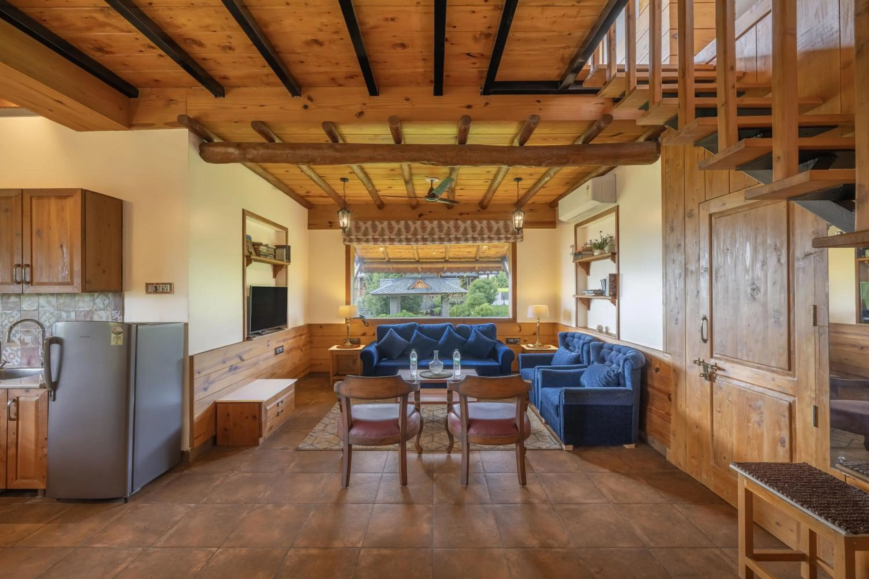 Seating area in Echor Hill Farm Cottages Palampur