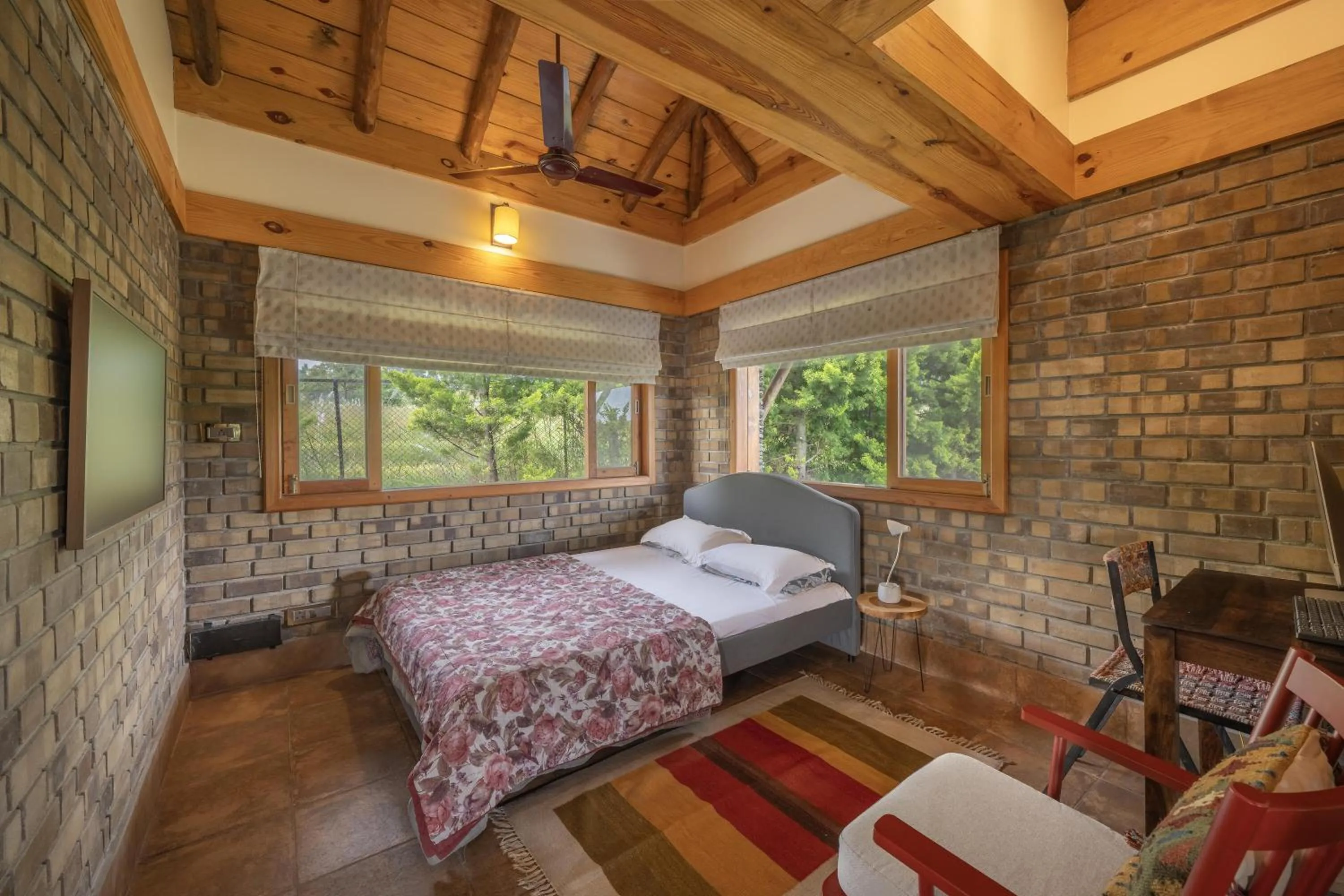 Bed in Echor Hill Farm Cottages Palampur