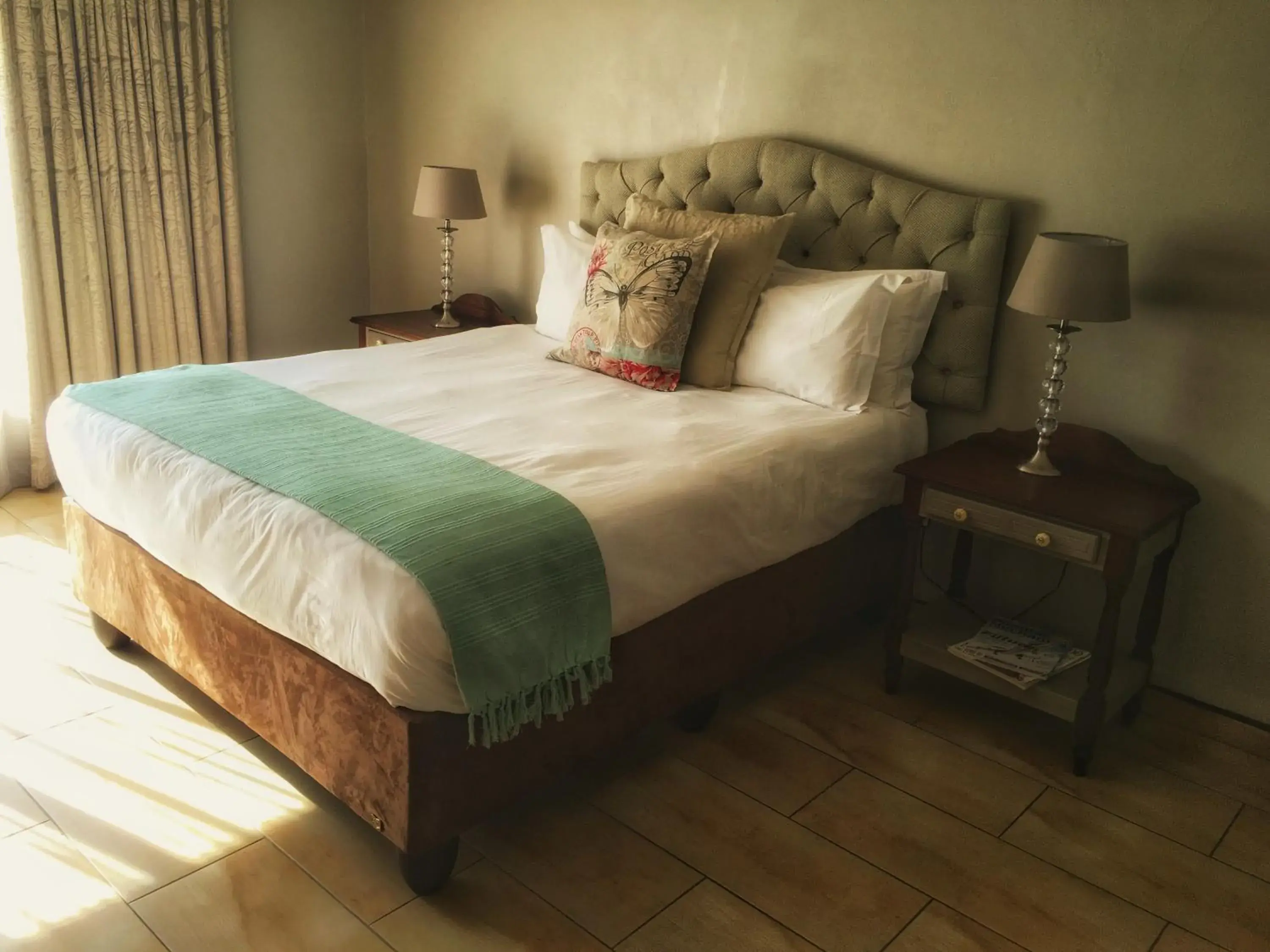 Deluxe Two-Bedroom Family Suite - 8 in Clivia Lodge Deluxe Two-Bedroom Family Suite - 8 in Clivia Lodge