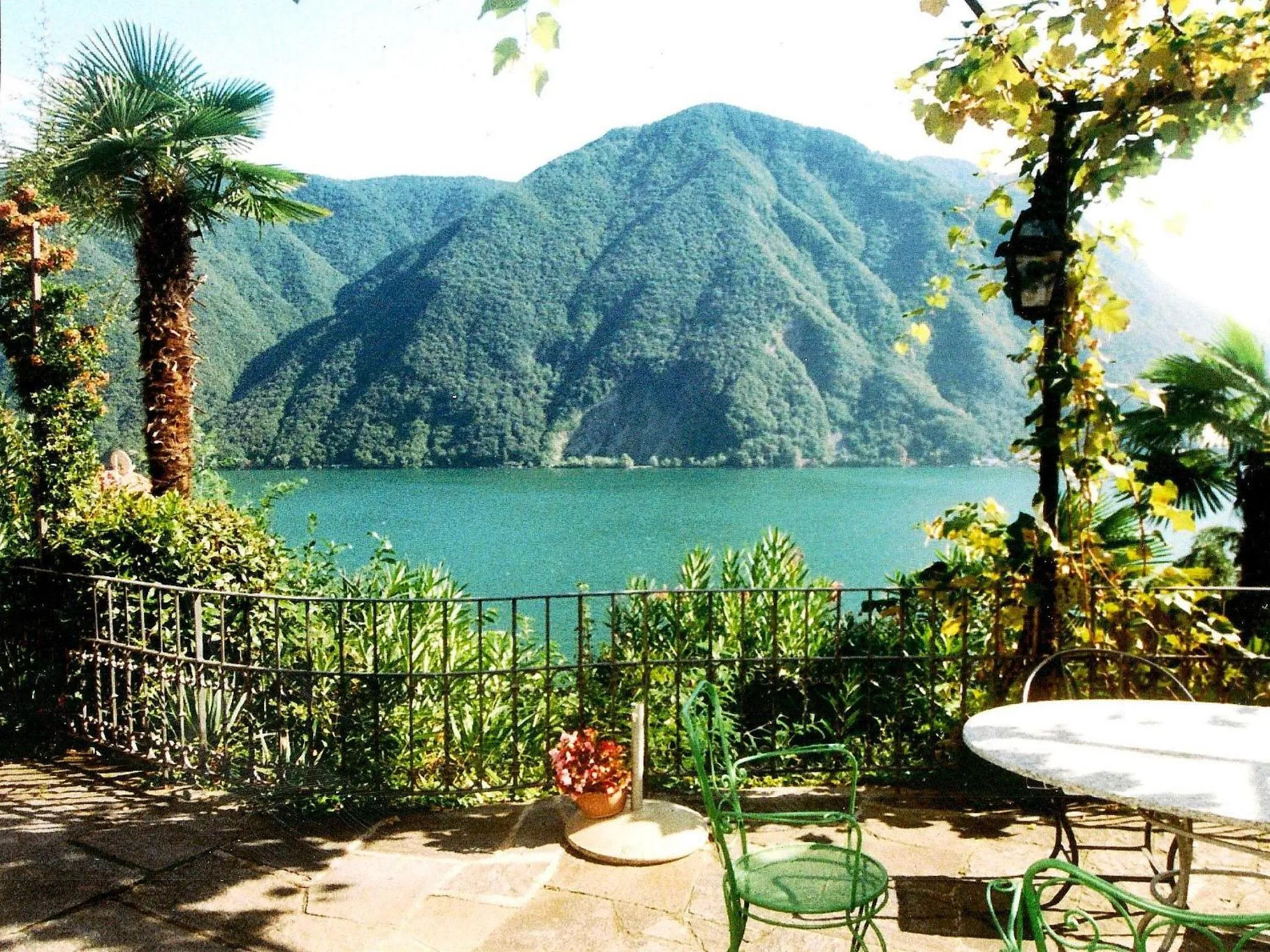 Barony romantic villa