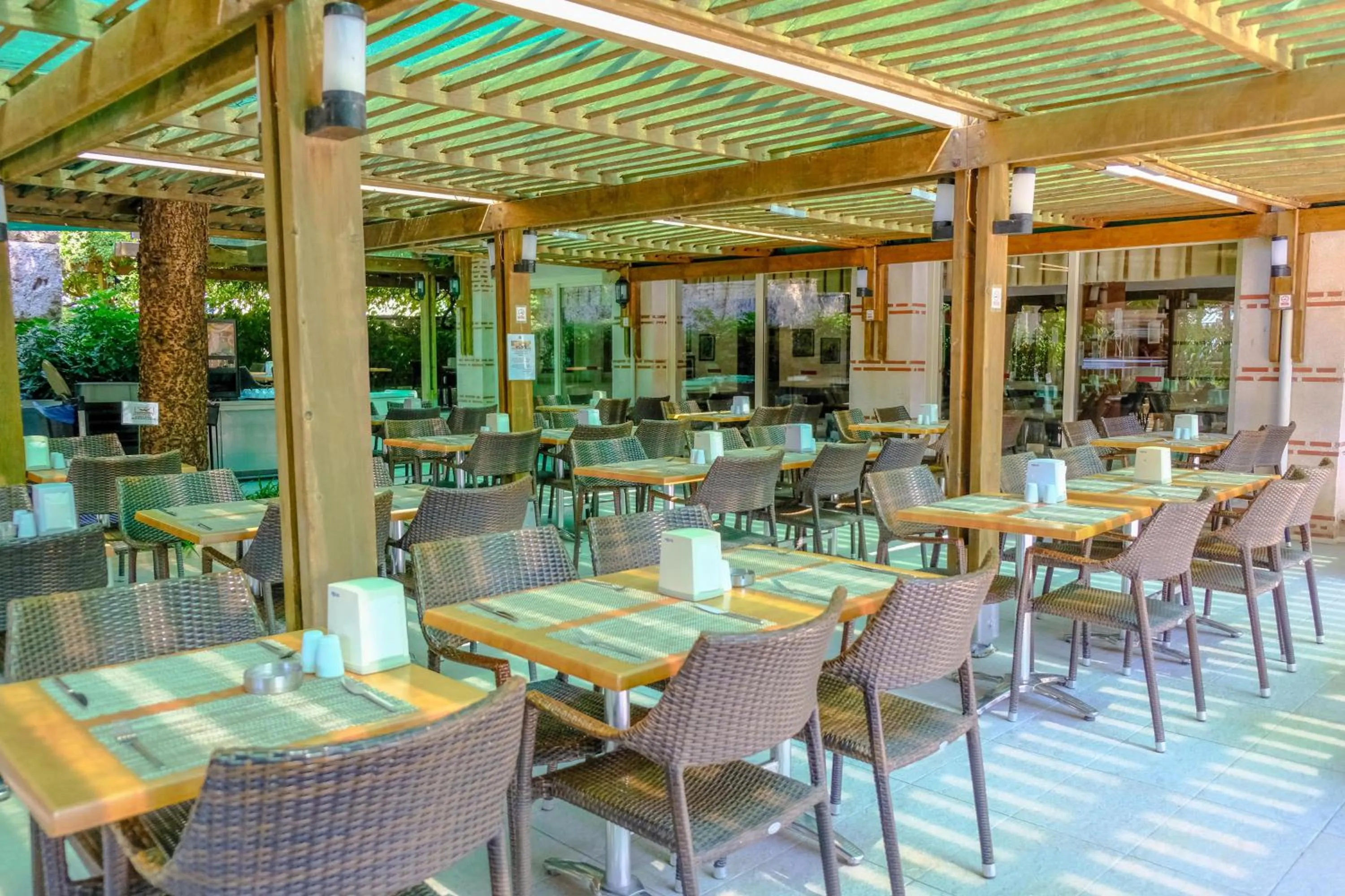 Restaurant/places to eat in Trendy Side Beach Adults Only