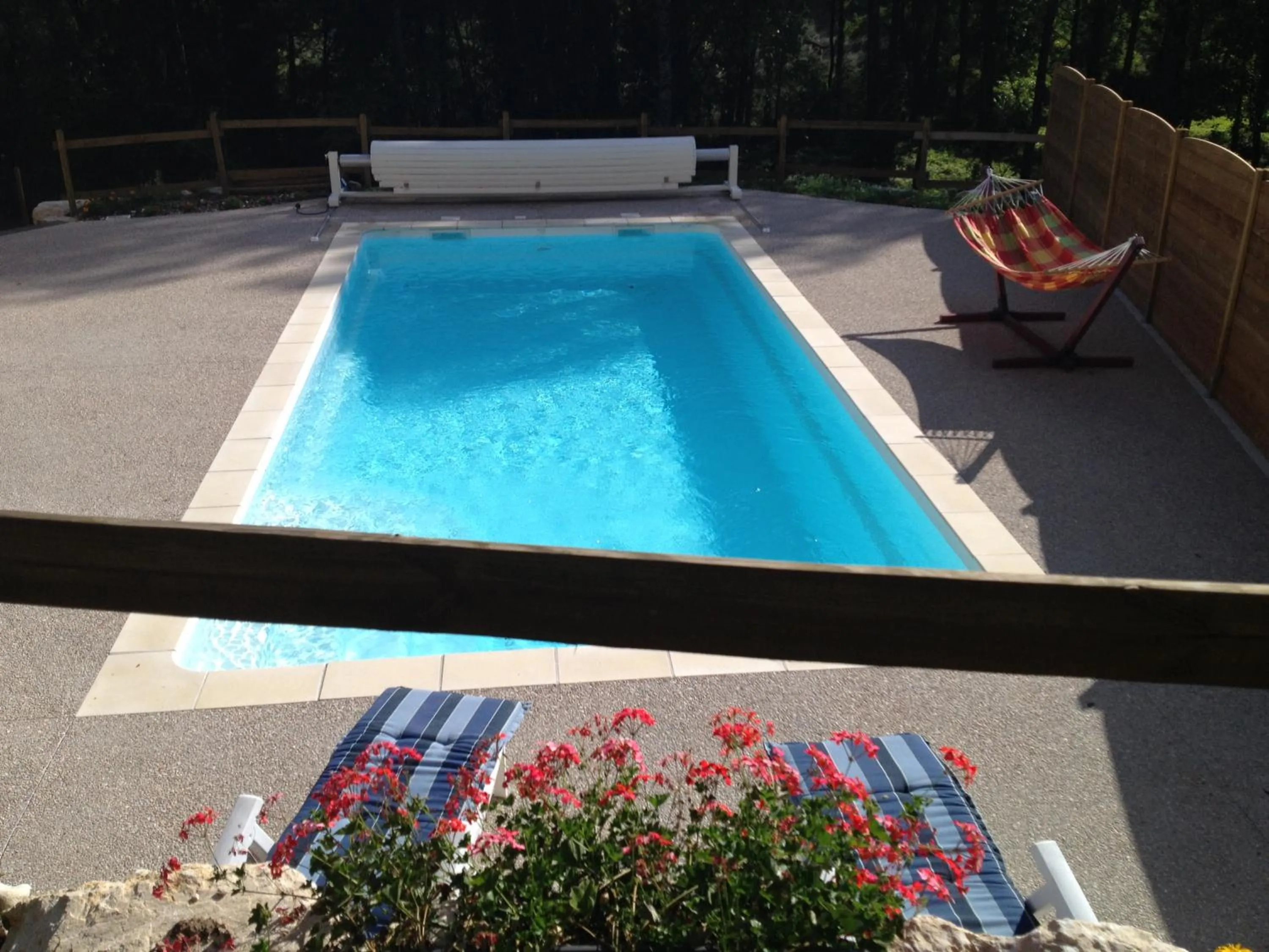 Pool view in Le Mas de Servant Roulottes et chambres d'hôtes