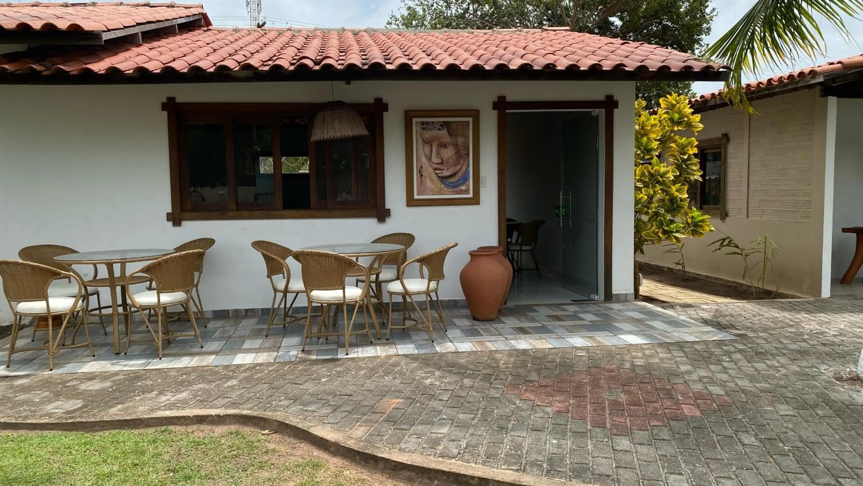 Dining area in Pousada Kaluanã