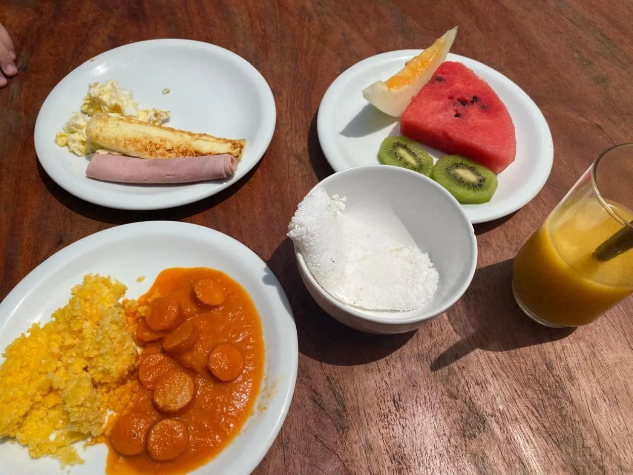 Food and drinks in Pousada Kaluanã