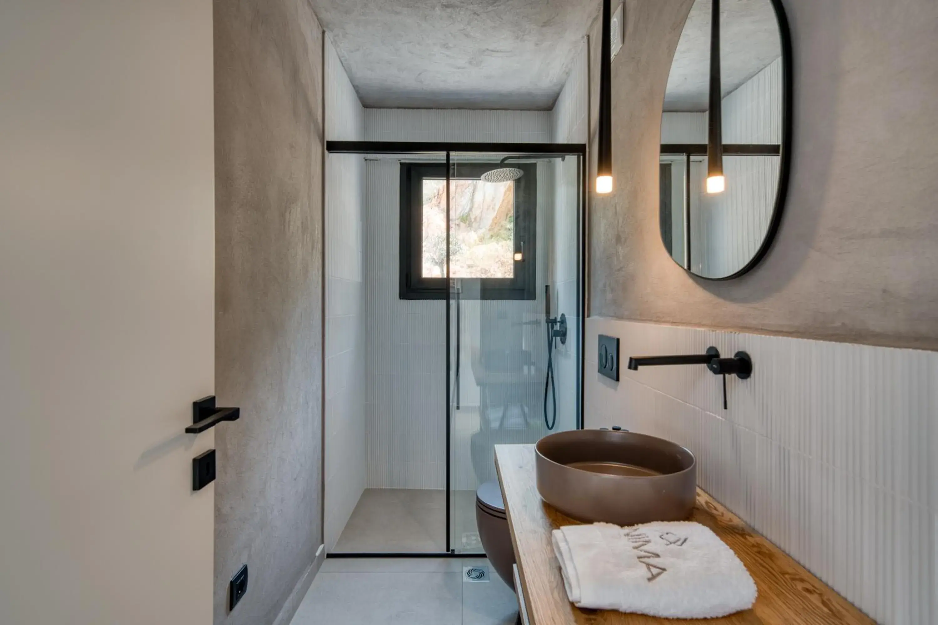 Shower in Anima Deluxe Suites Shower in Anima Deluxe Suites