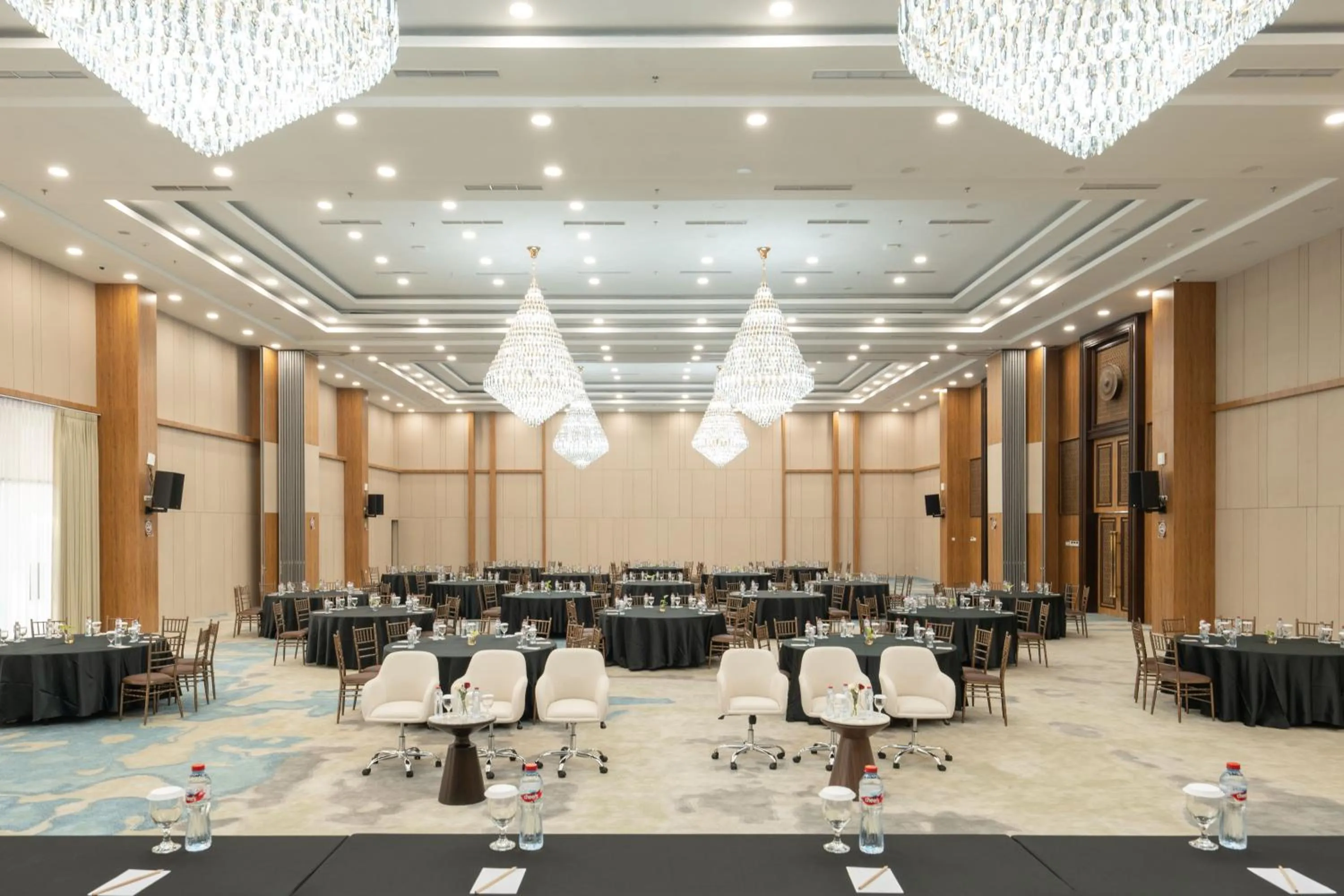 Meeting/conference room in Myze Hotel Sumenep