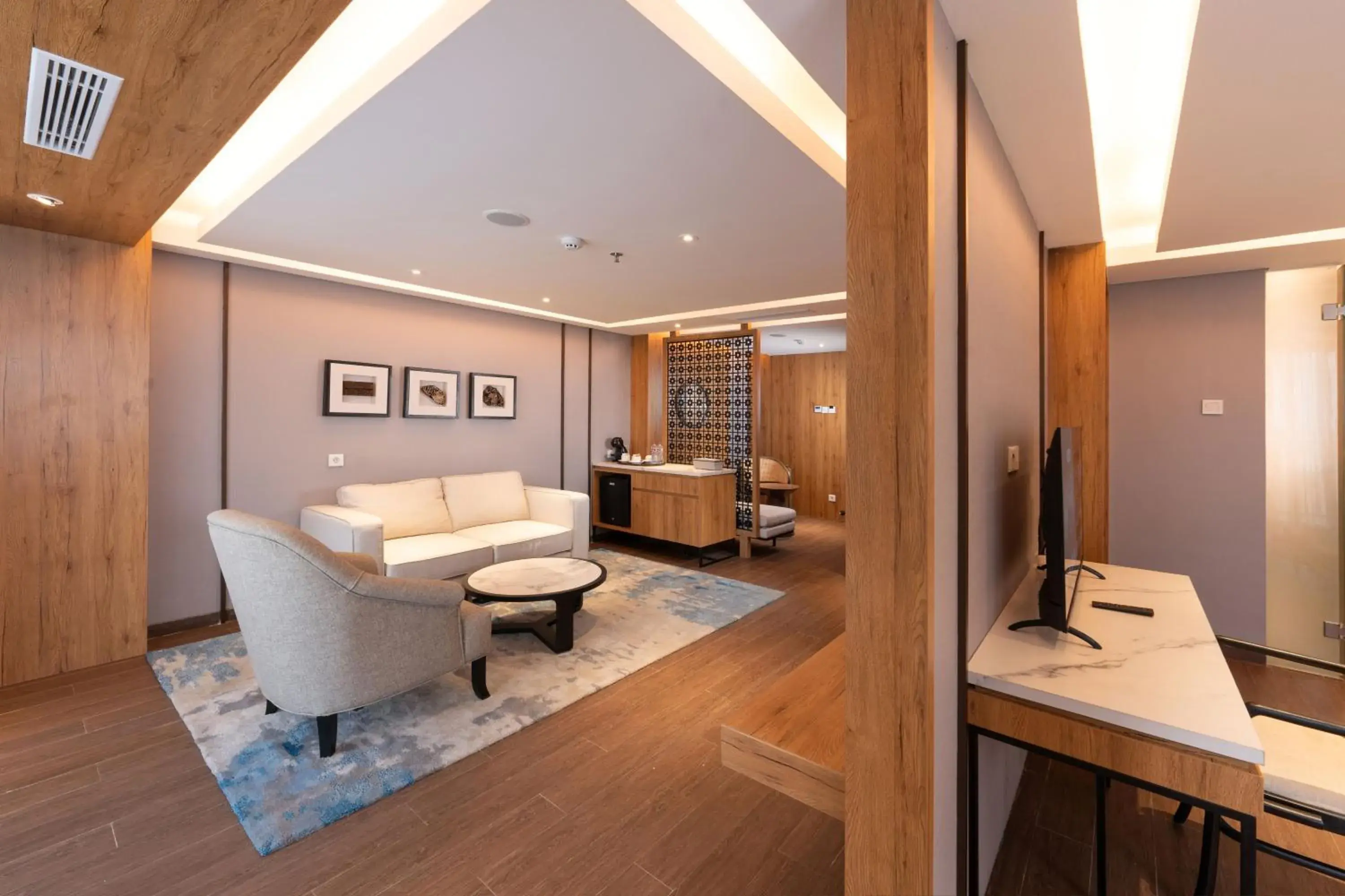 Junior Suite in Myze Hotel Sumenep Junior Suite in Myze Hotel Sumenep