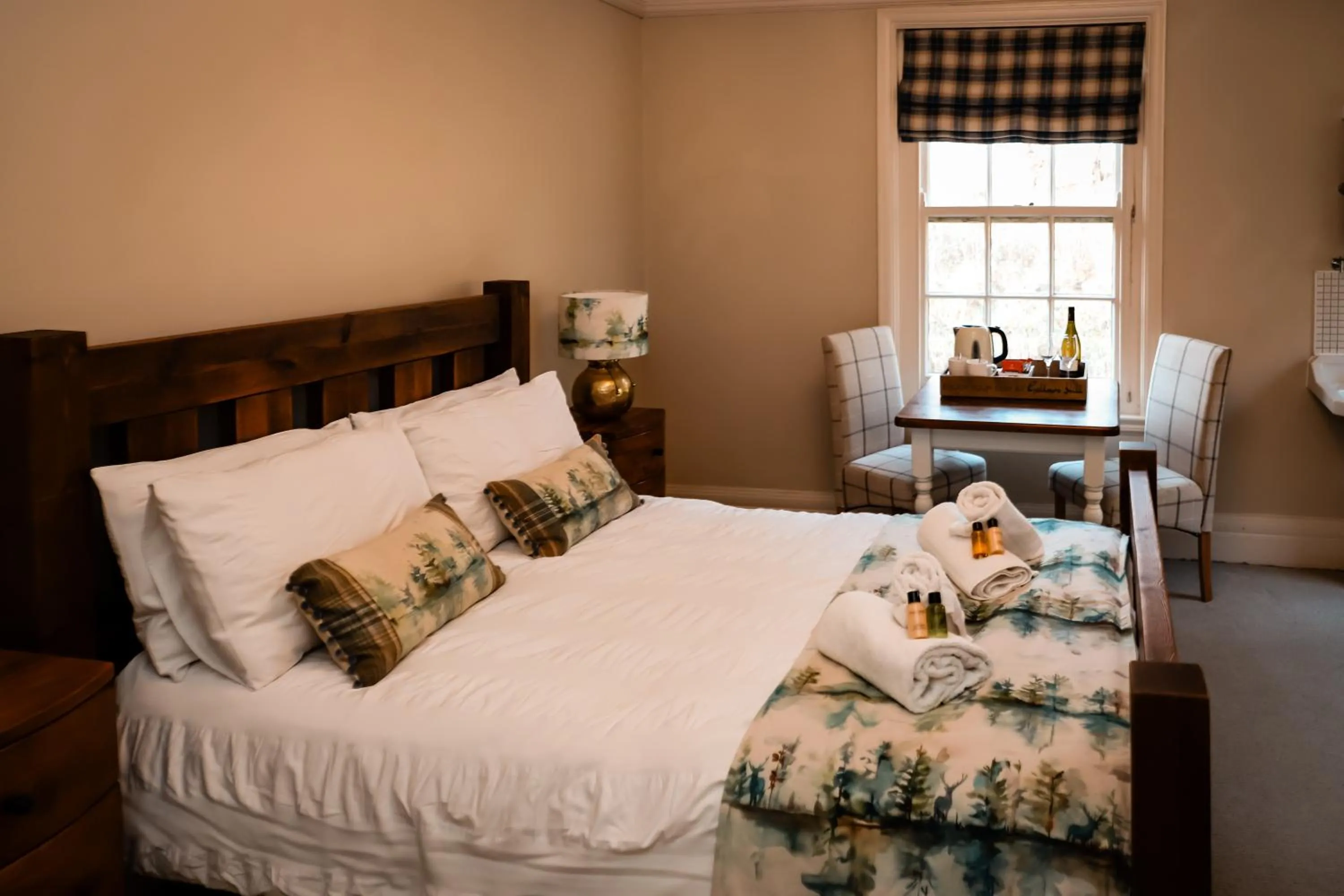 Photo of the whole room, Bed in Gallows Hill