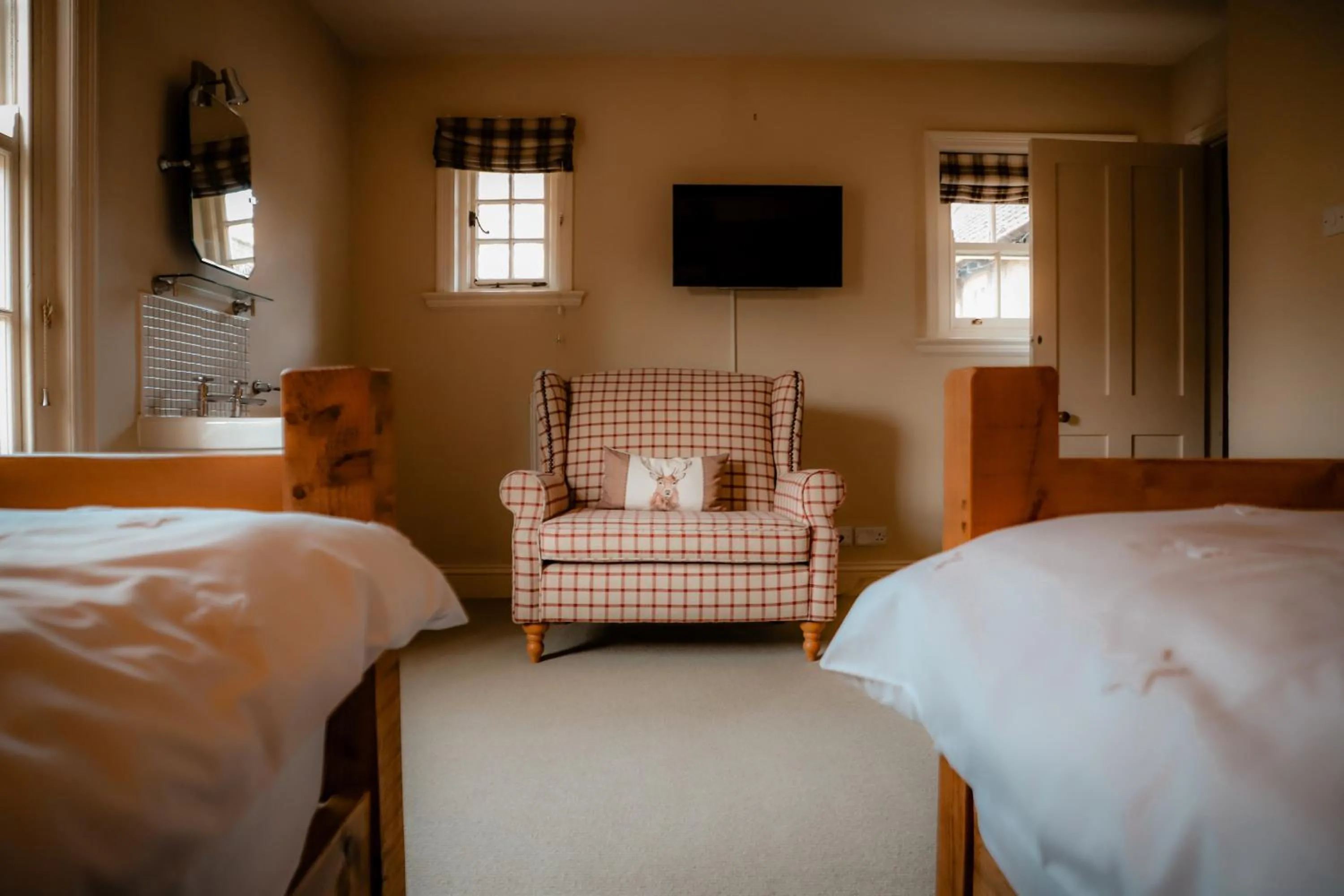 Bed in Gallows Hill