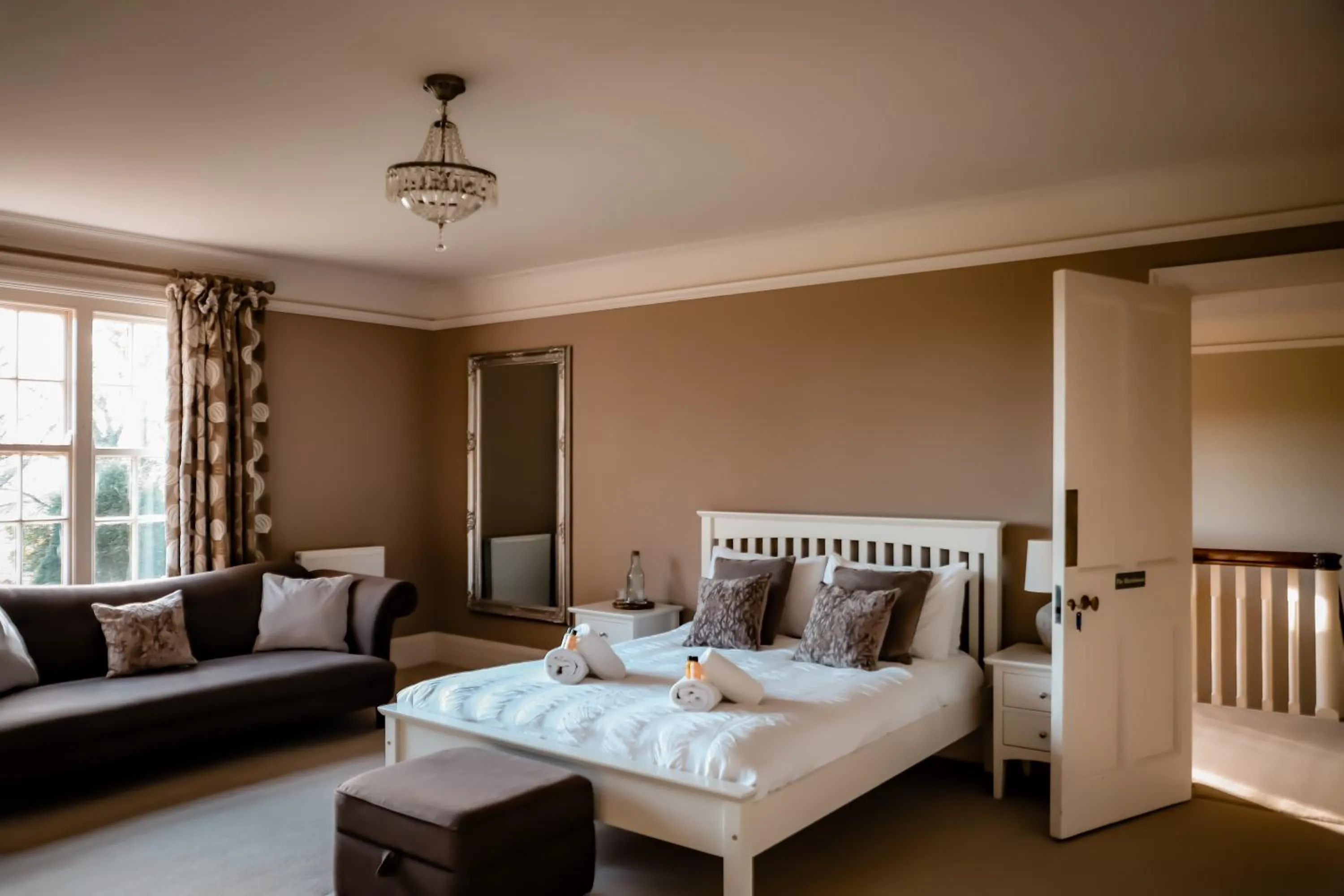 Photo of the whole room, Bed in Gallows Hill