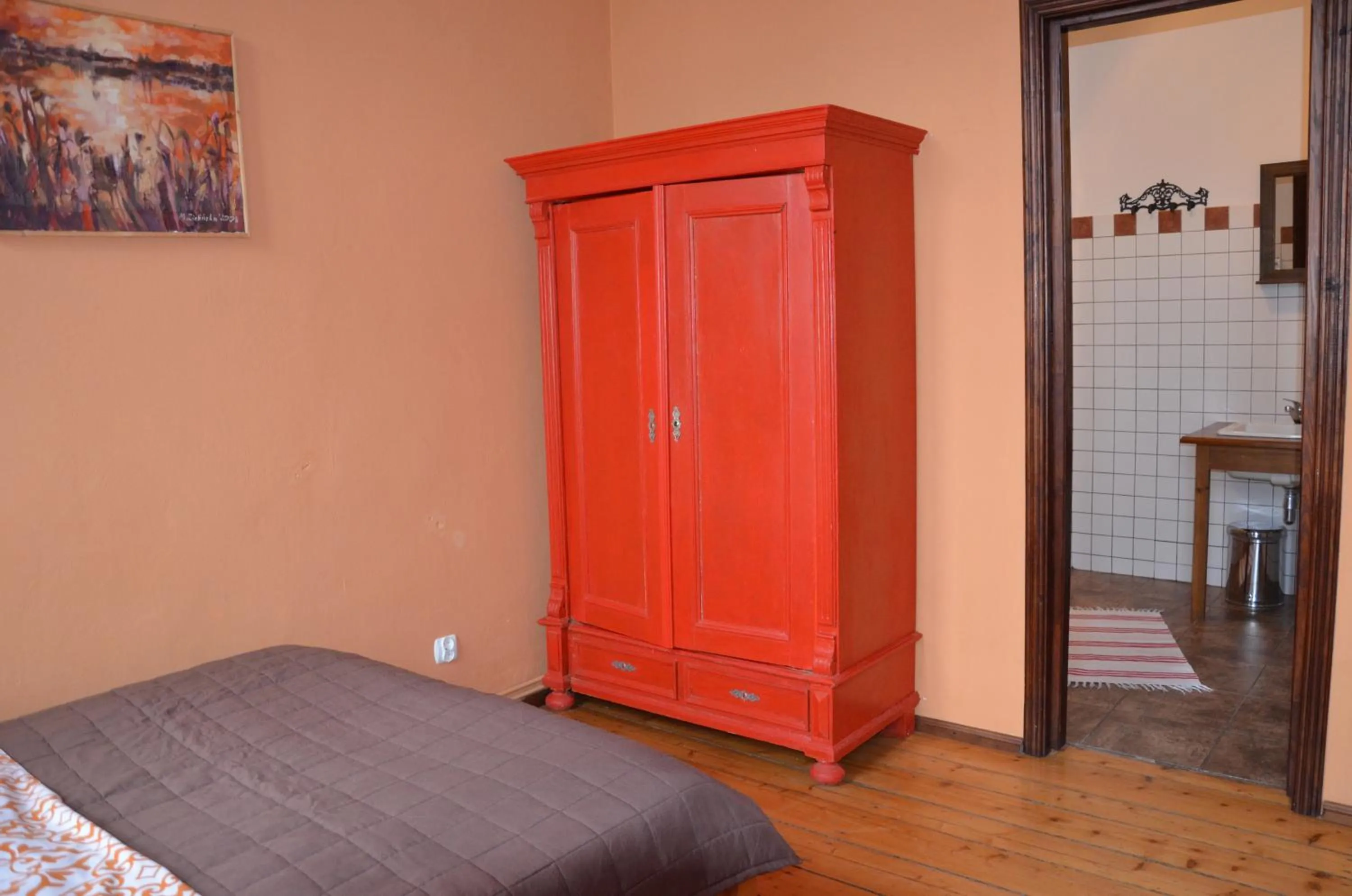 Decorative detail, Bed in Stara Szkoła w Harszu