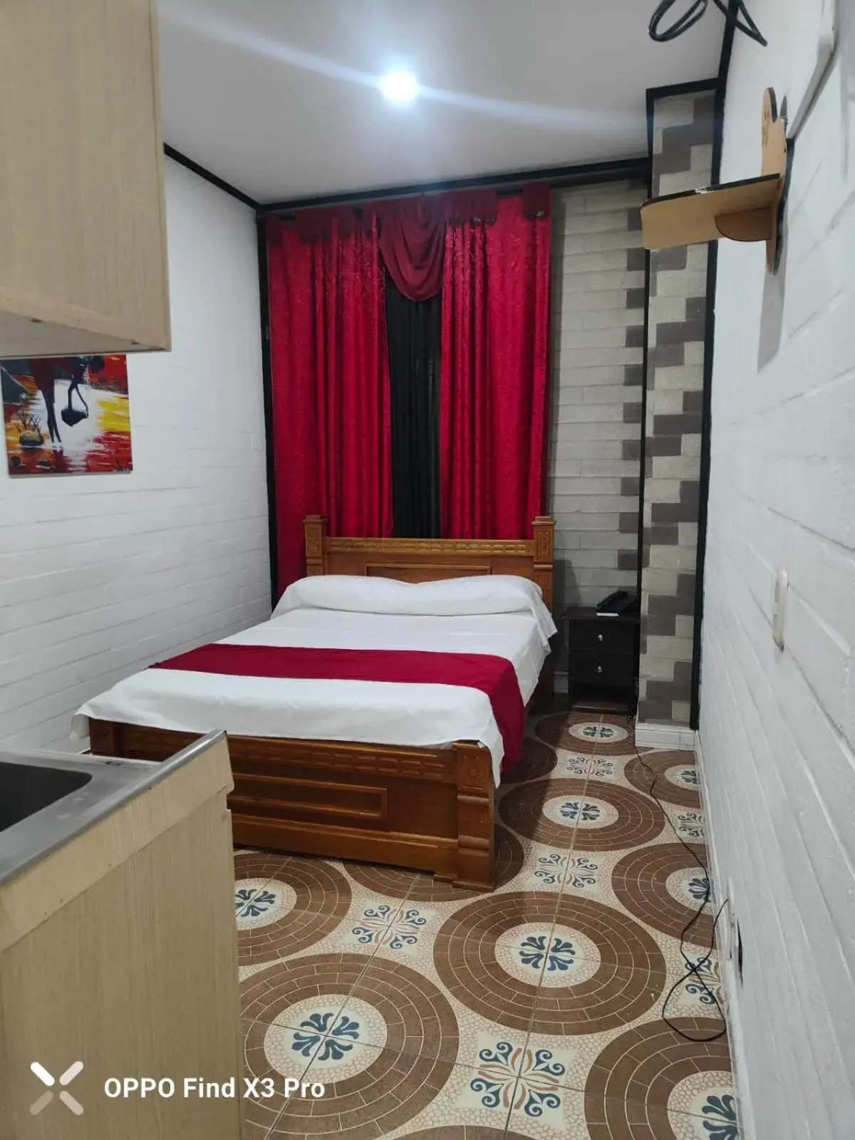 Standard Double Room - single occupancy in Hotel Hollywood Paradise ZF Standard Double Room - single occupancy in Hotel Hollywood Paradise ZF