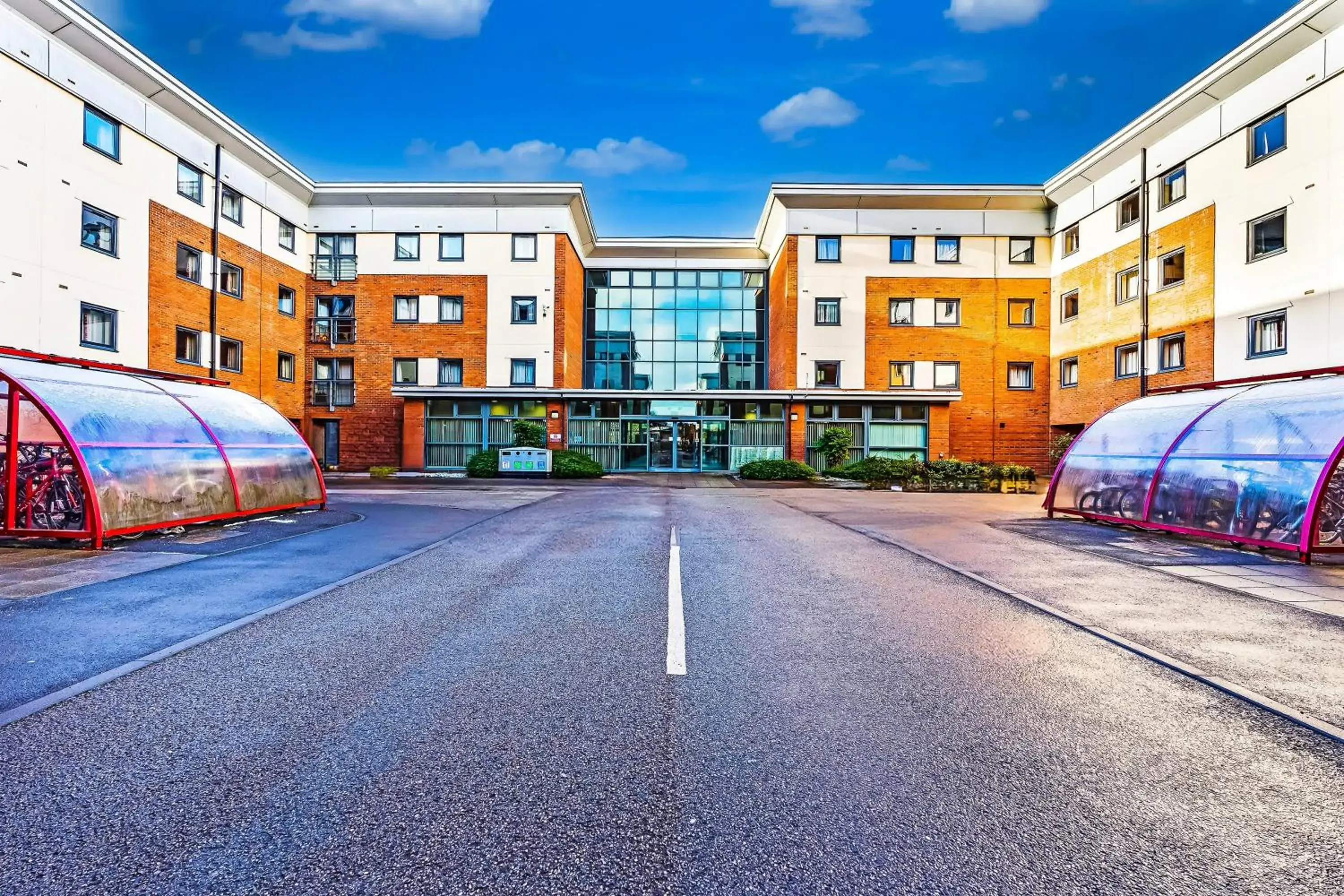 Facade/entrance in OYO Crewe City Centre Facade/entrance in OYO Crewe City Centre