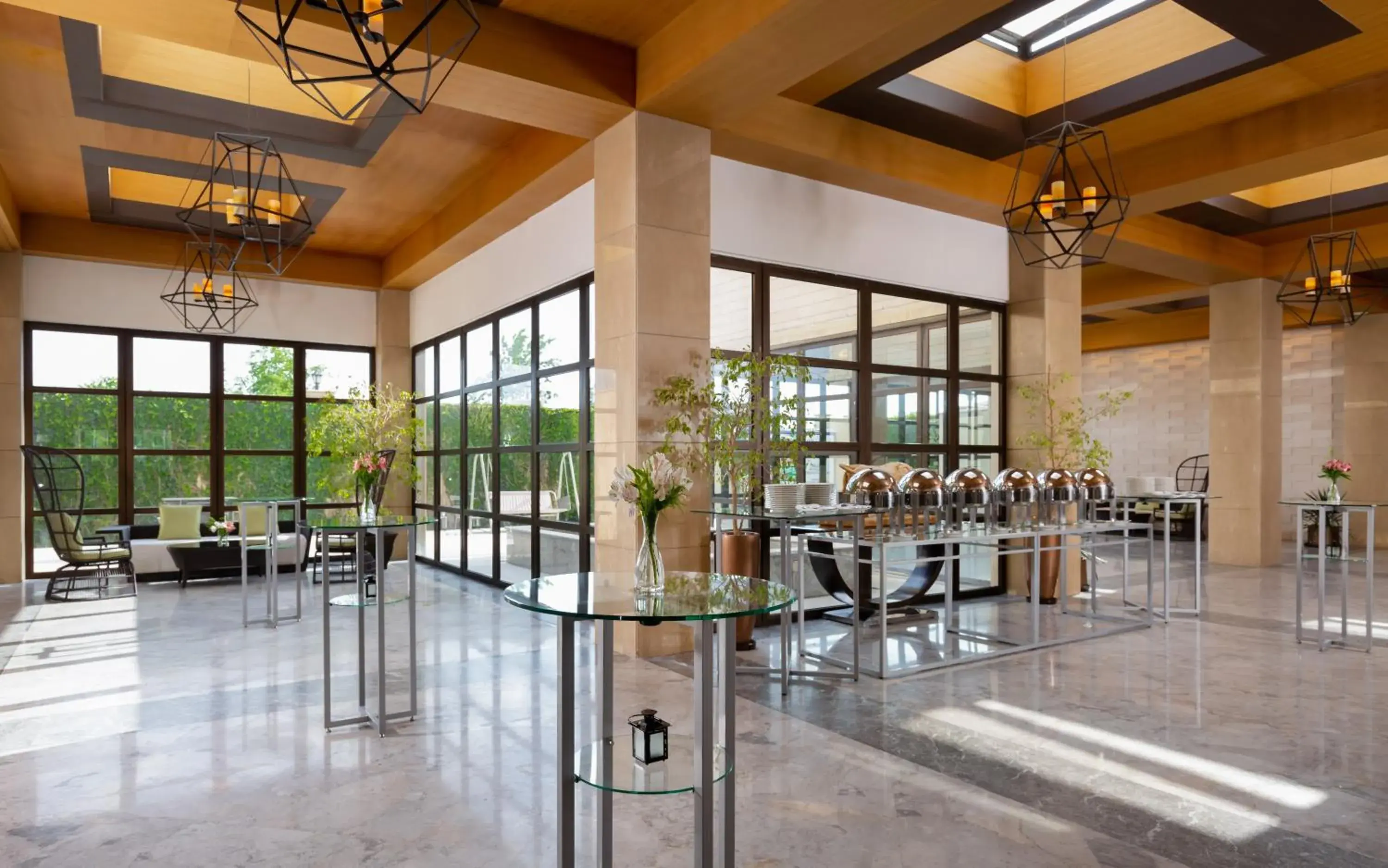 Restaurant/places to eat in Hilton Dushanbe Restaurant/places to eat in Hilton Dushanbe