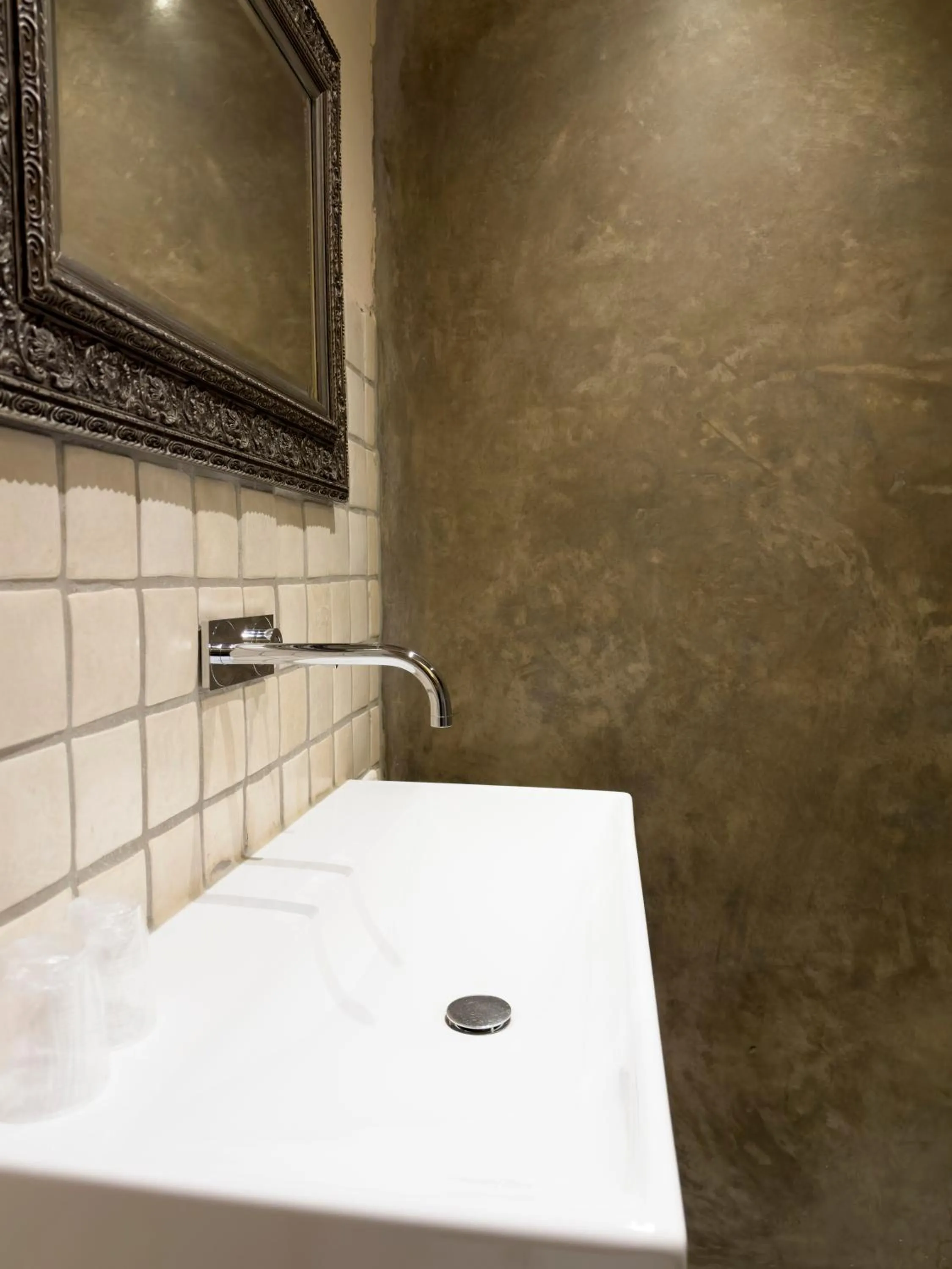 Bathroom in Herberg de Kemper