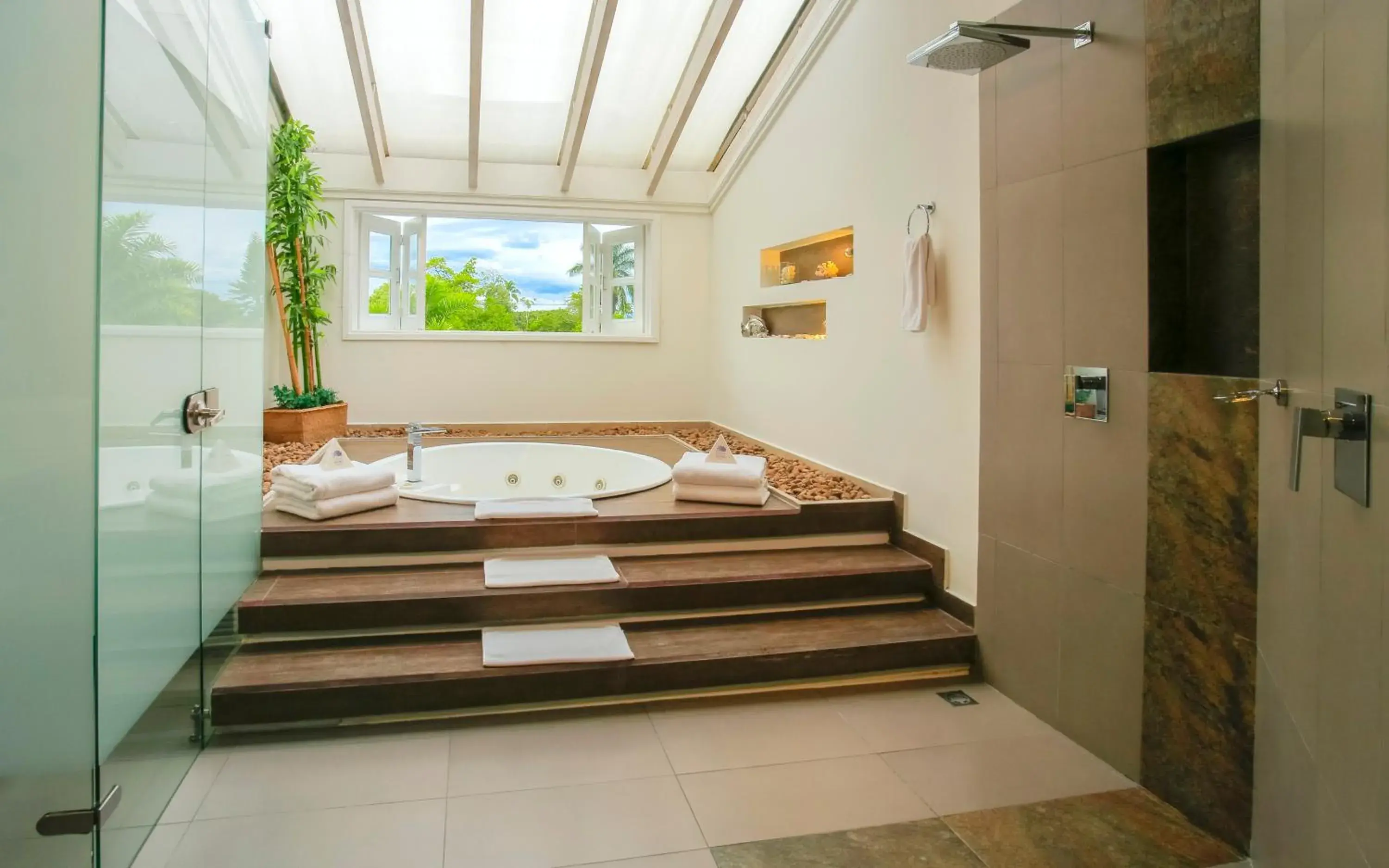 Superior Suite with Spa Bath in Hotel Boutique El Triángulo Superior Suite with Spa Bath in Hotel Boutique El Triángulo