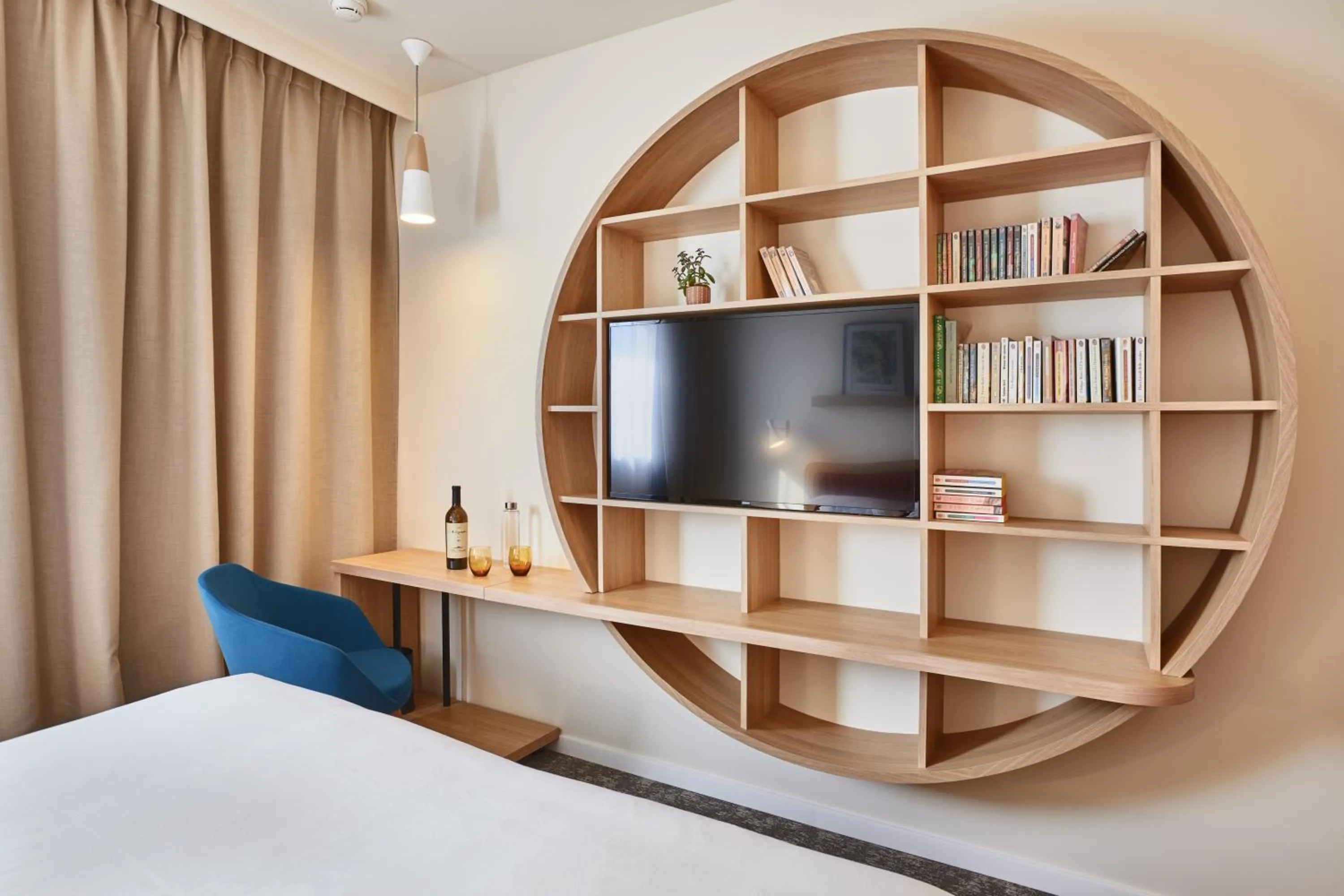 Bed in ibis Styles La Roche-sur-Yon