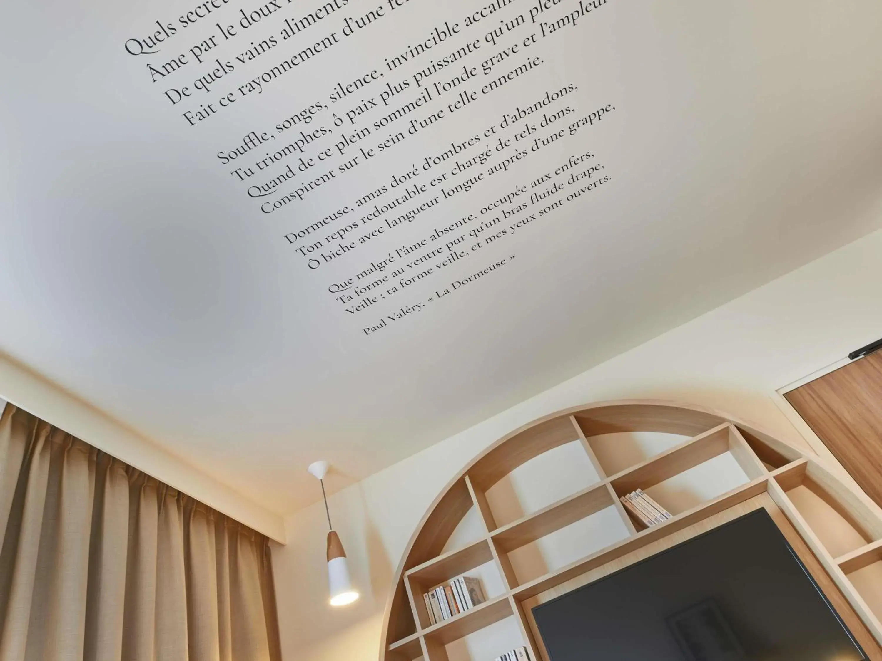 Bedroom in ibis Styles La Roche-sur-Yon Bedroom in ibis Styles La Roche-sur-Yon