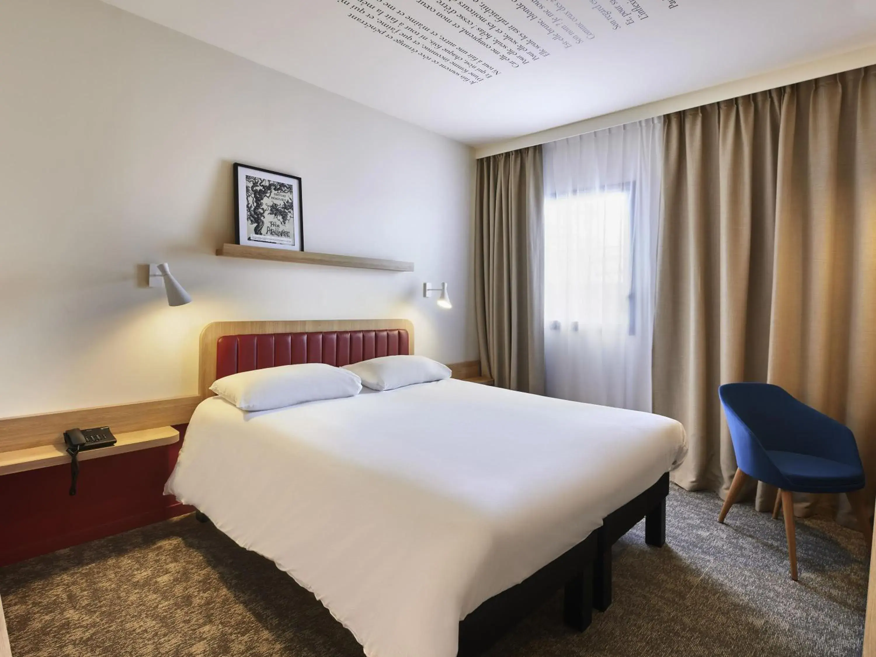 Bedroom, Bed in ibis Styles La Roche-sur-Yon Bedroom, Bed in ibis Styles La Roche-sur-Yon