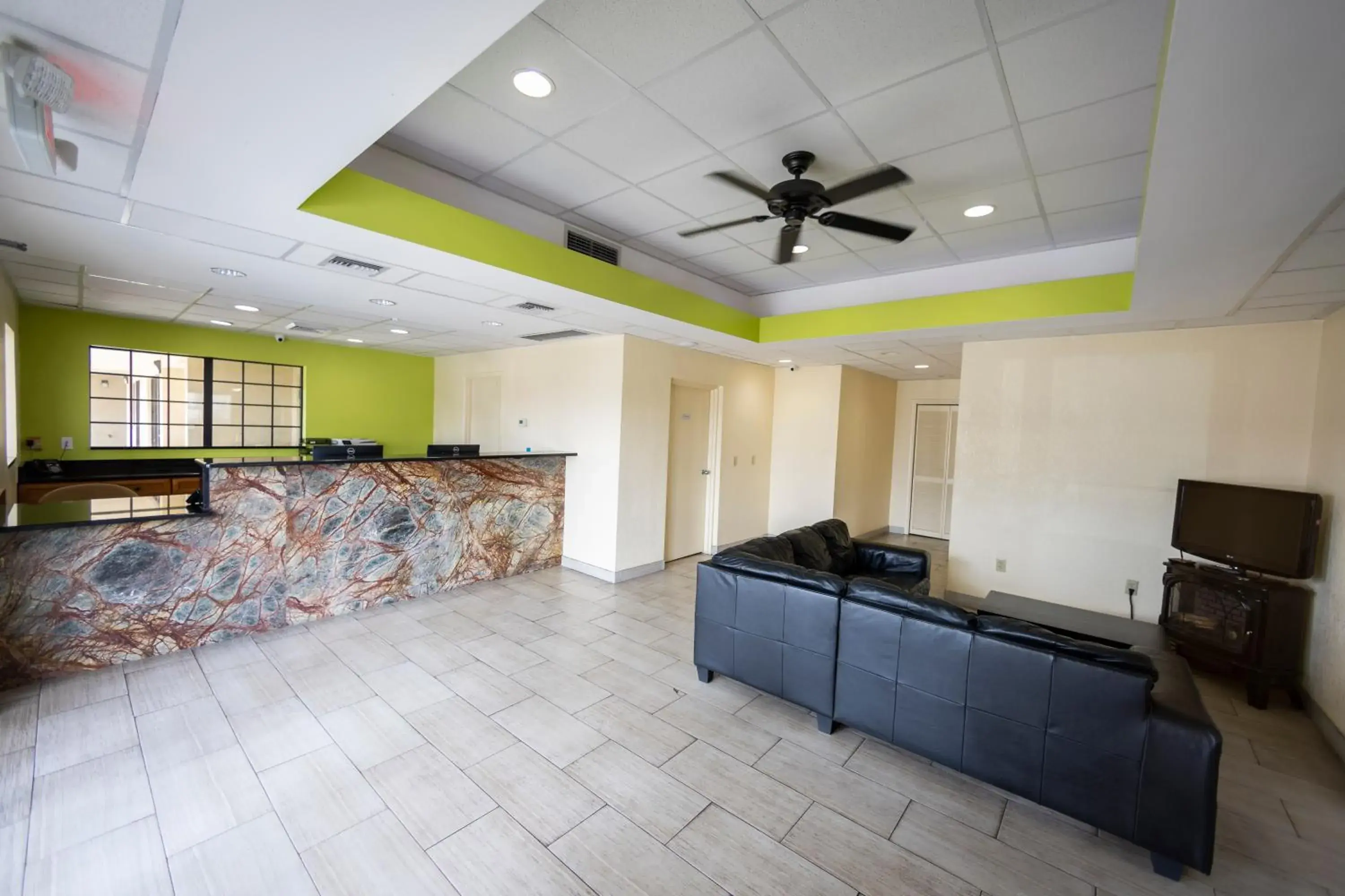 Lobby or reception in Ocean Breeze Inn Lobby or reception in Ocean Breeze Inn