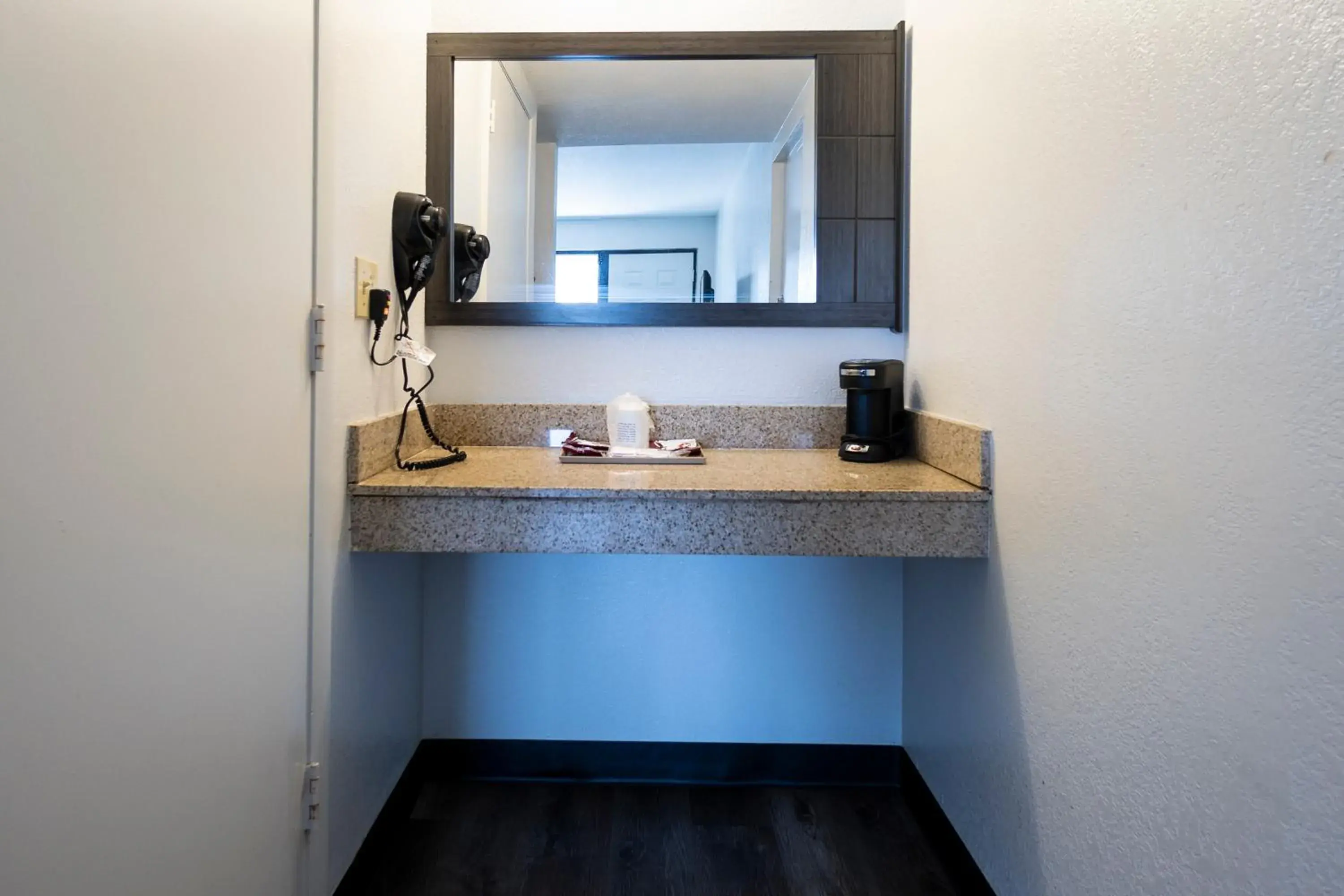 Bathroom in Ocean Breeze Inn Bathroom in Ocean Breeze Inn