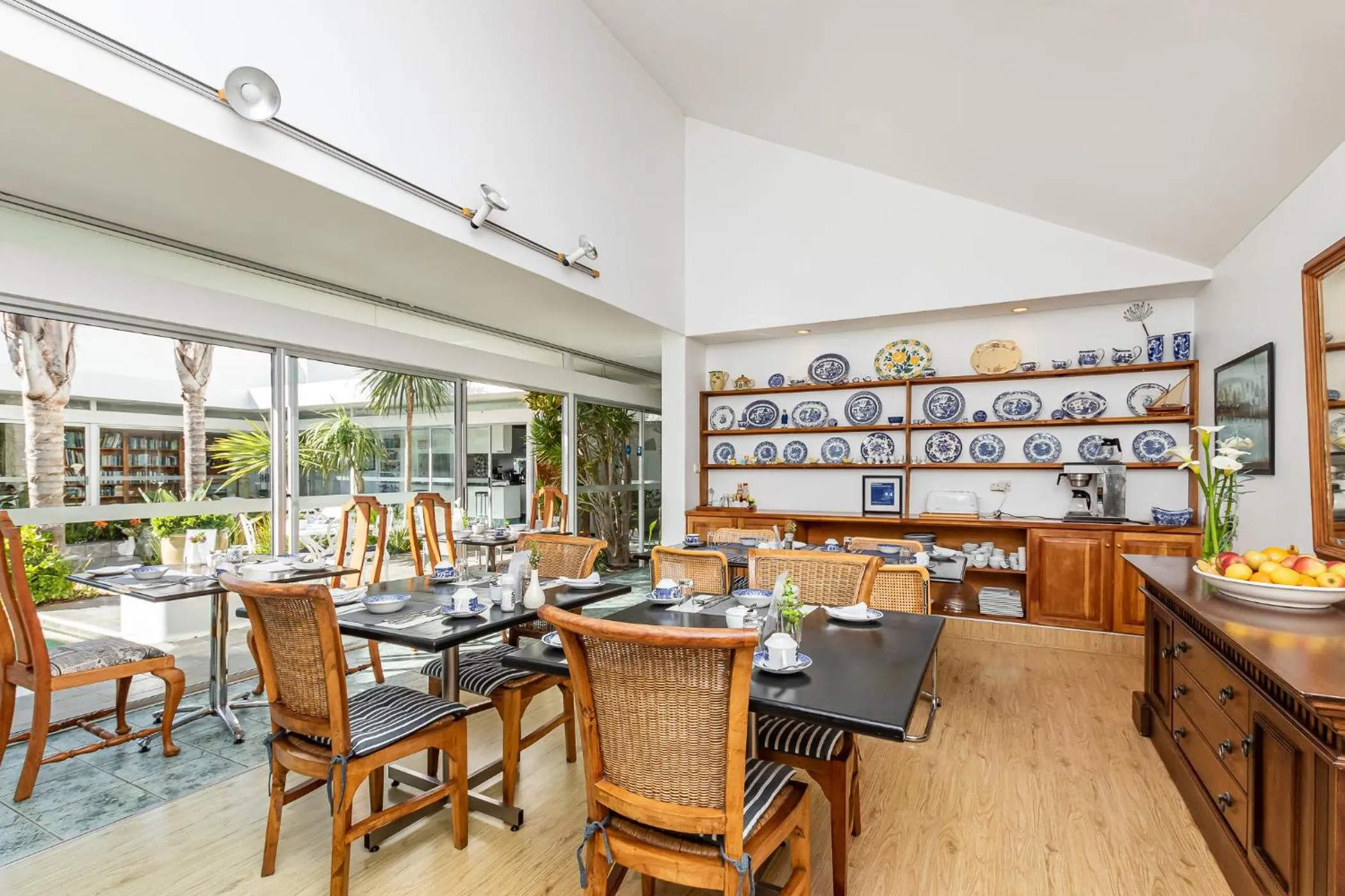 Admiralty Bed & Breakfast