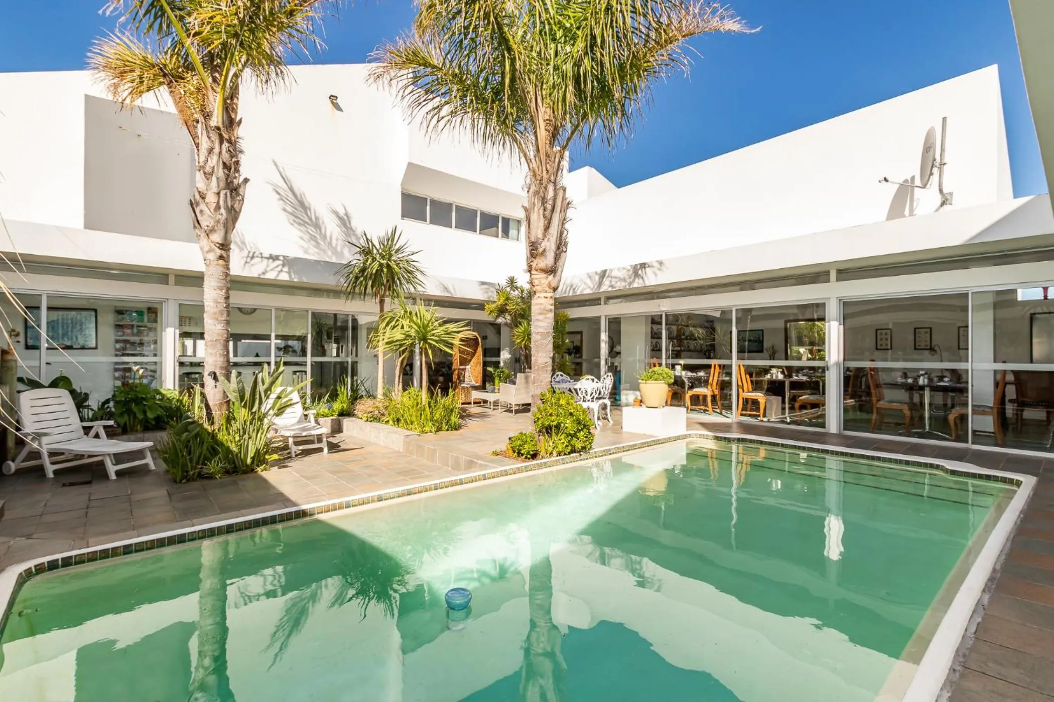 Admiralty Bed & Breakfast