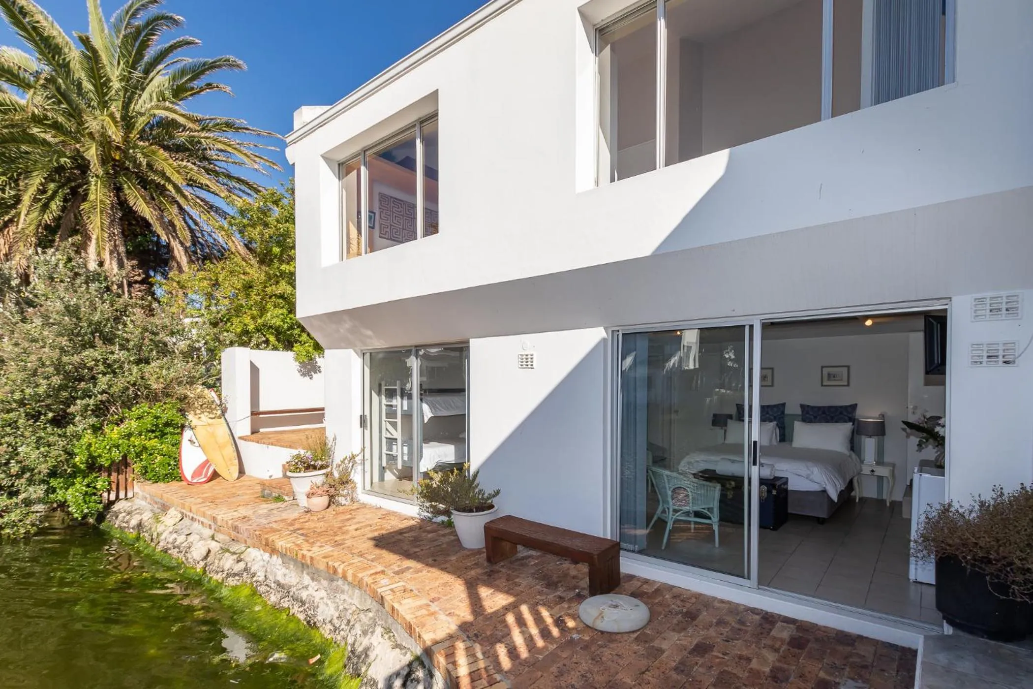 Admiralty Bed & Breakfast