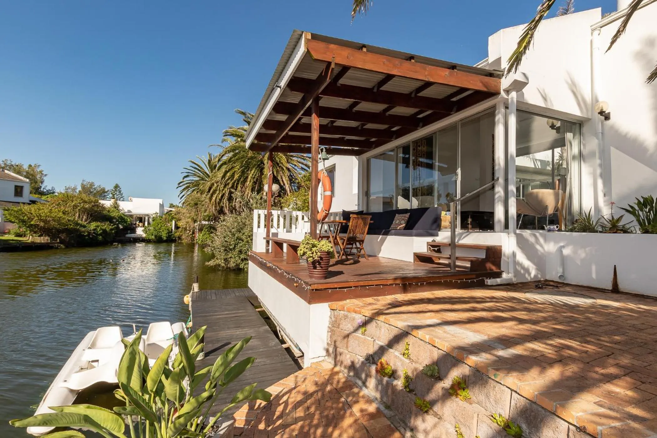 Admiralty Bed & Breakfast