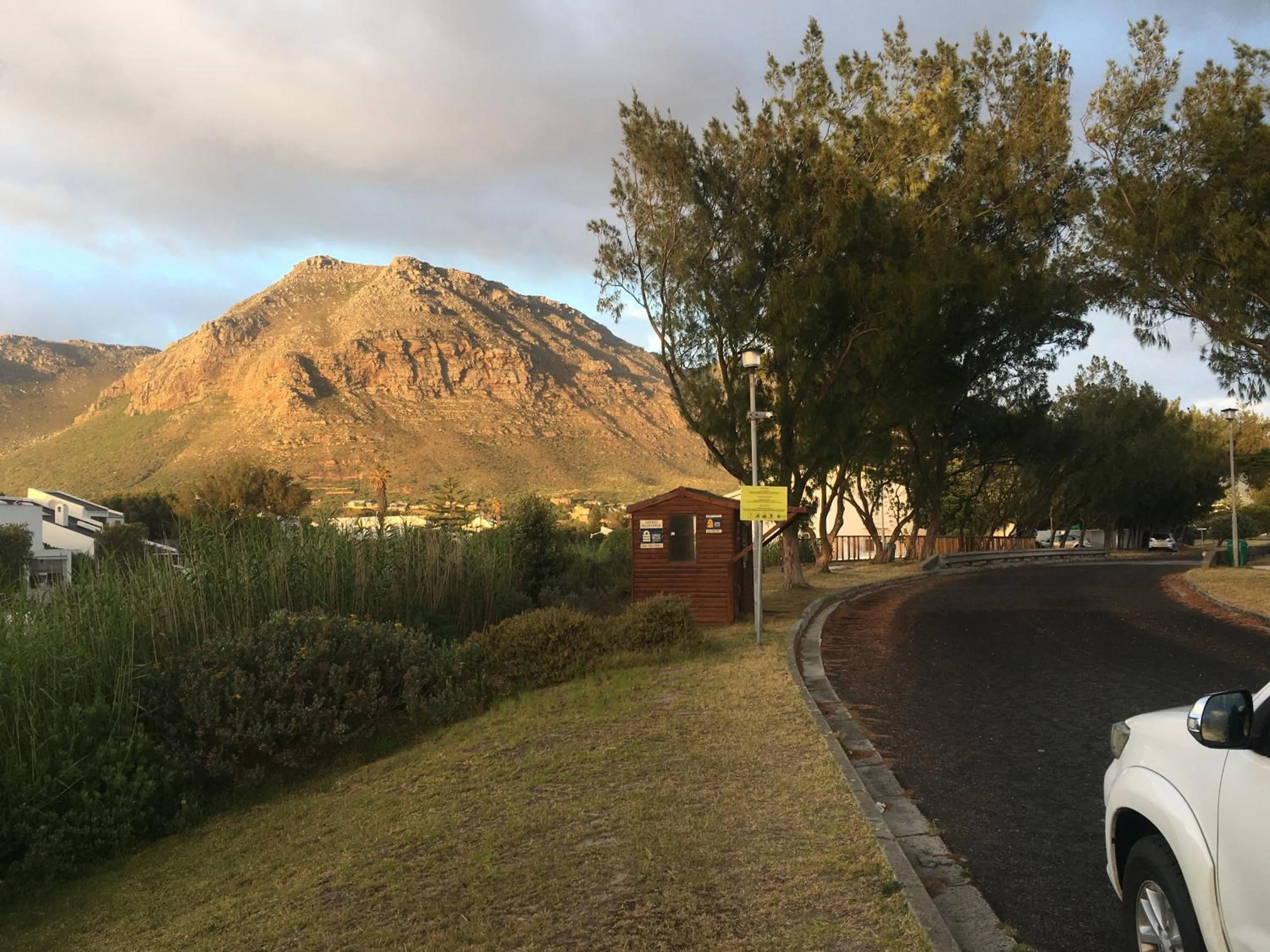 Mountain view in Admiralty Bed & Breakfast