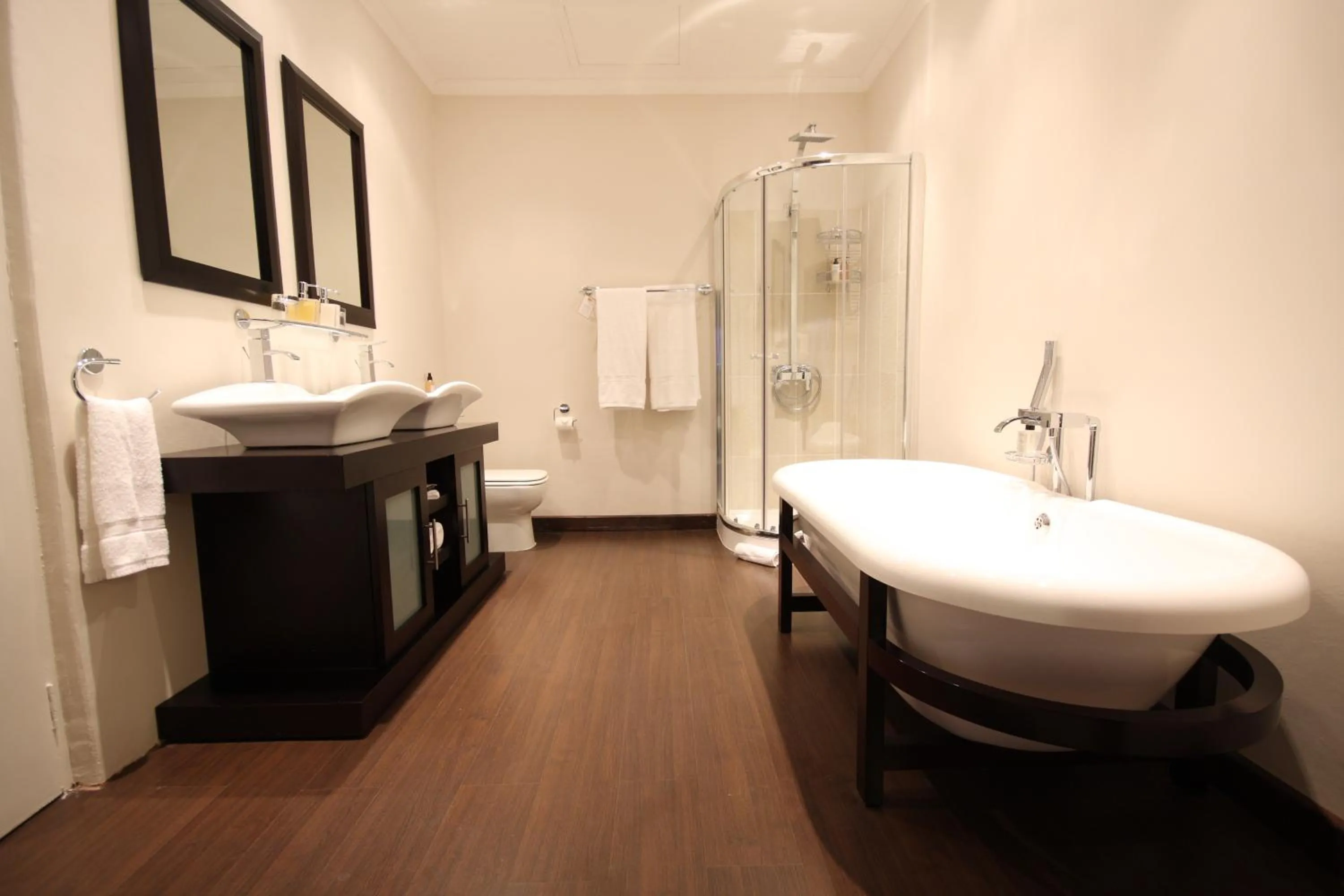 Bathroom in Dundi Lodge