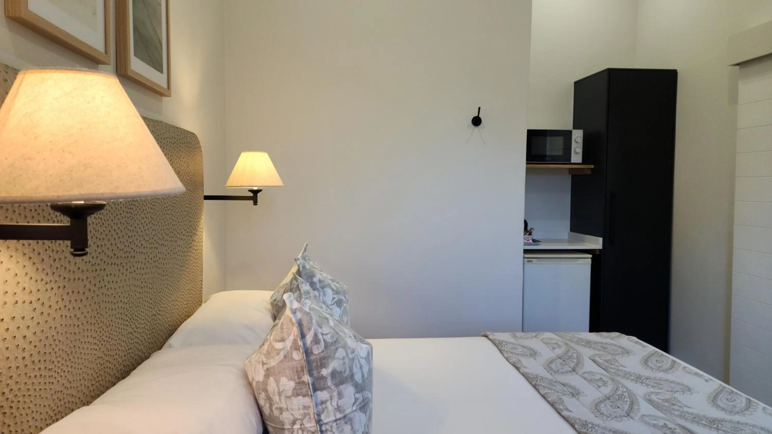 Bed in Shonalanga Lodge