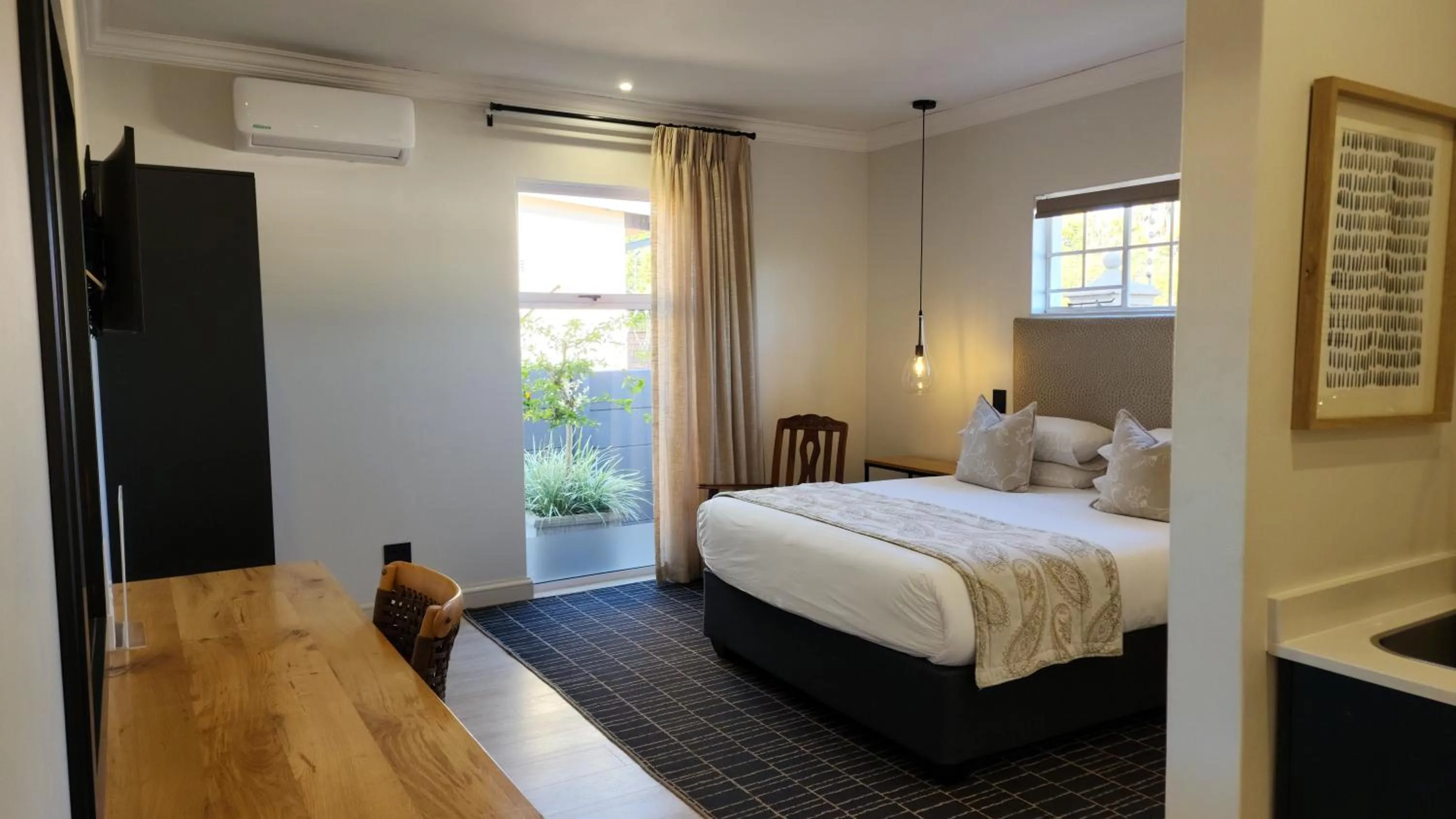 Bed in Shonalanga Lodge