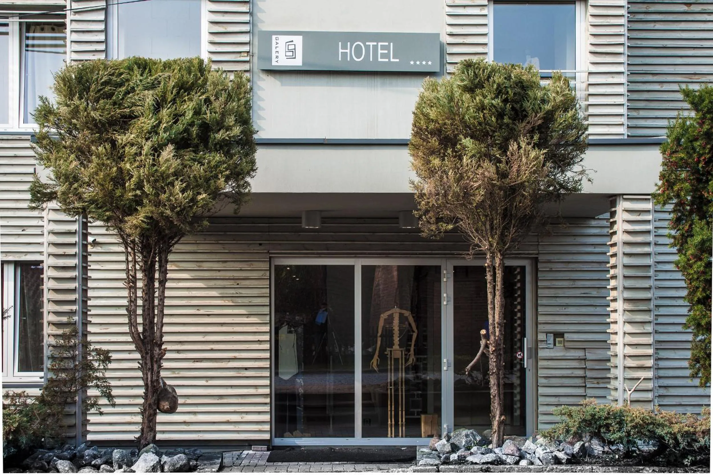 Facade/entrance in Galery69