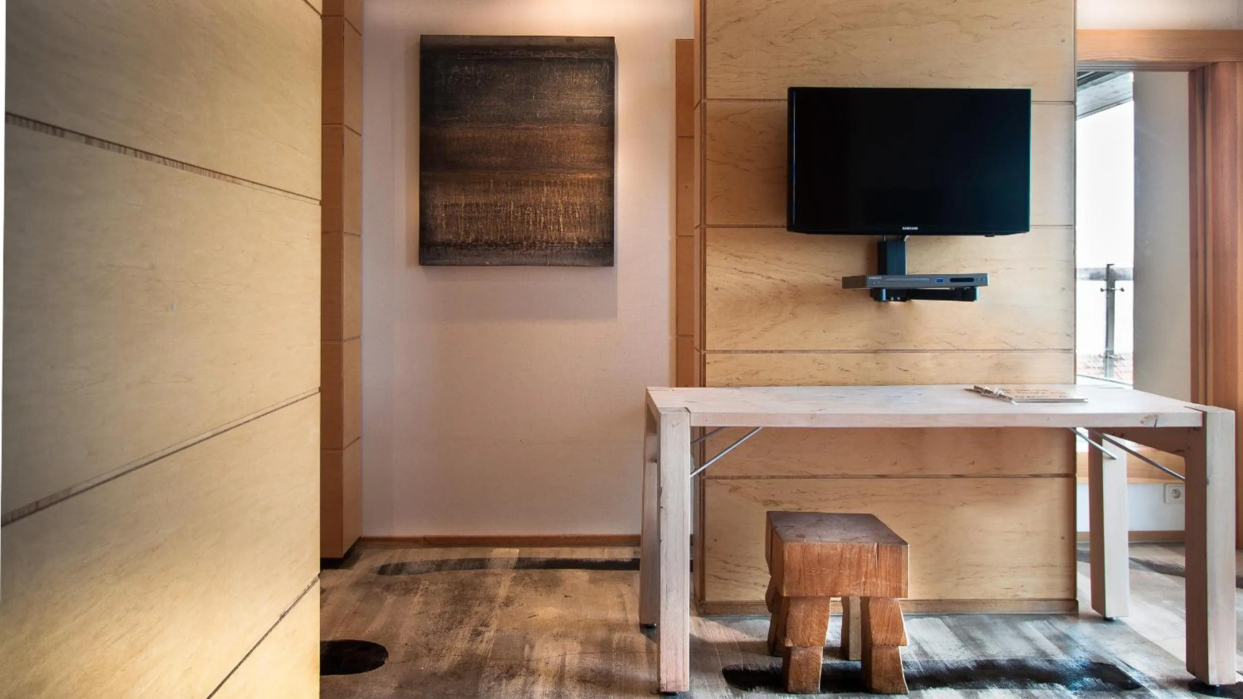TV and multimedia in Galery69