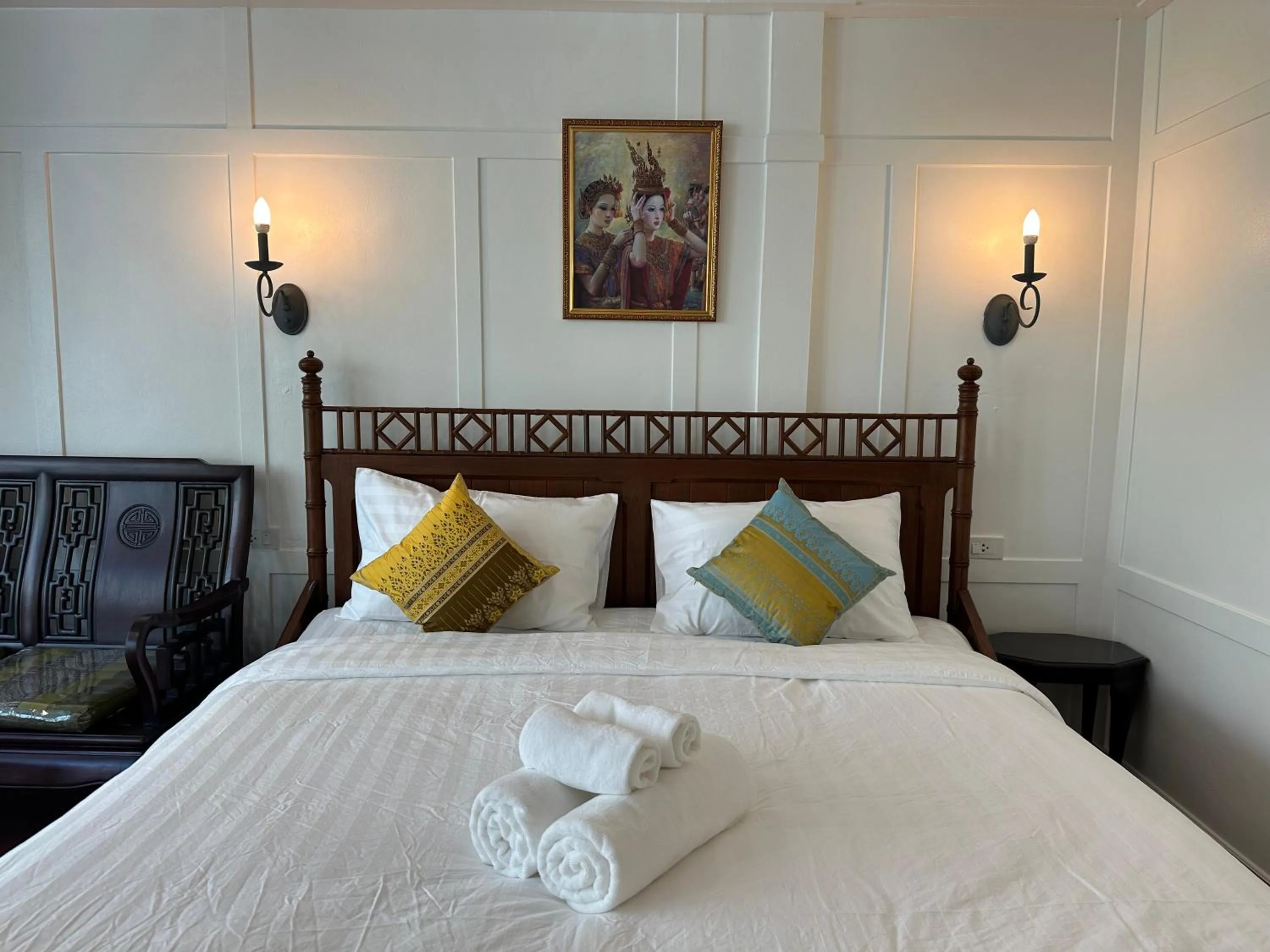 Double Room with Terrace in Baan Debtida