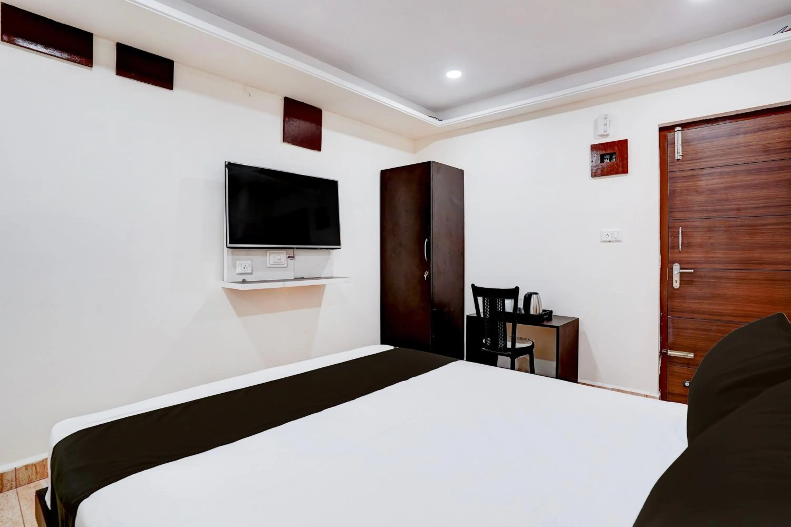 Bedroom in Hotel O SGR Palace