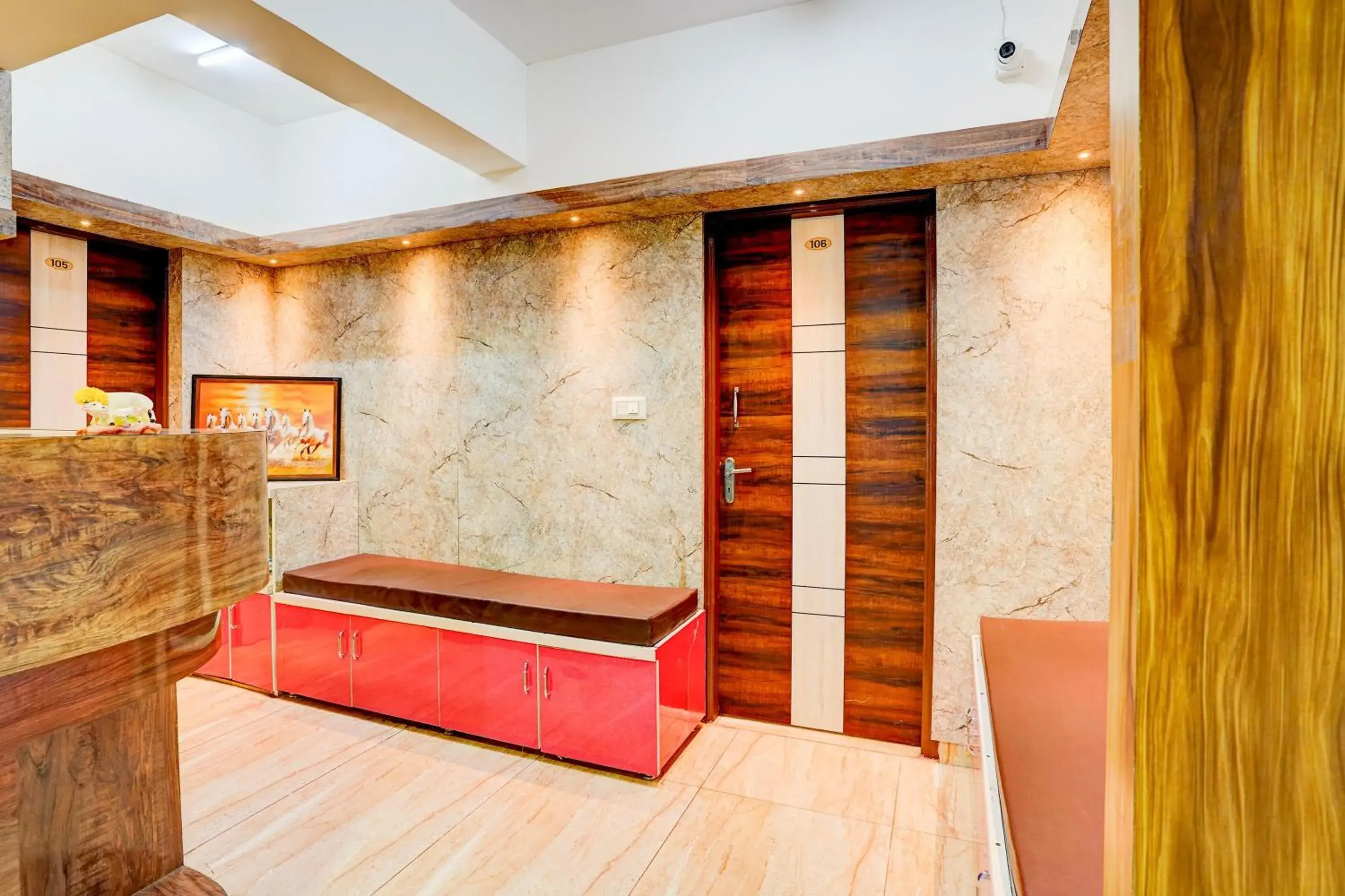 Lobby or reception, Bed in Super Hotel O SGR Palace Lobby or reception, Bed in Super Hotel O SGR Palace