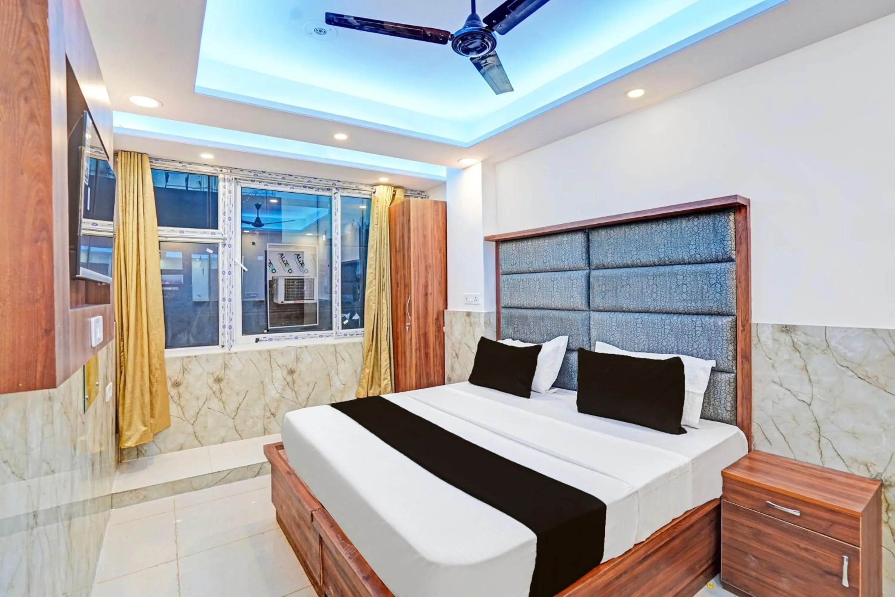 Bedroom in Hotel O veer palace