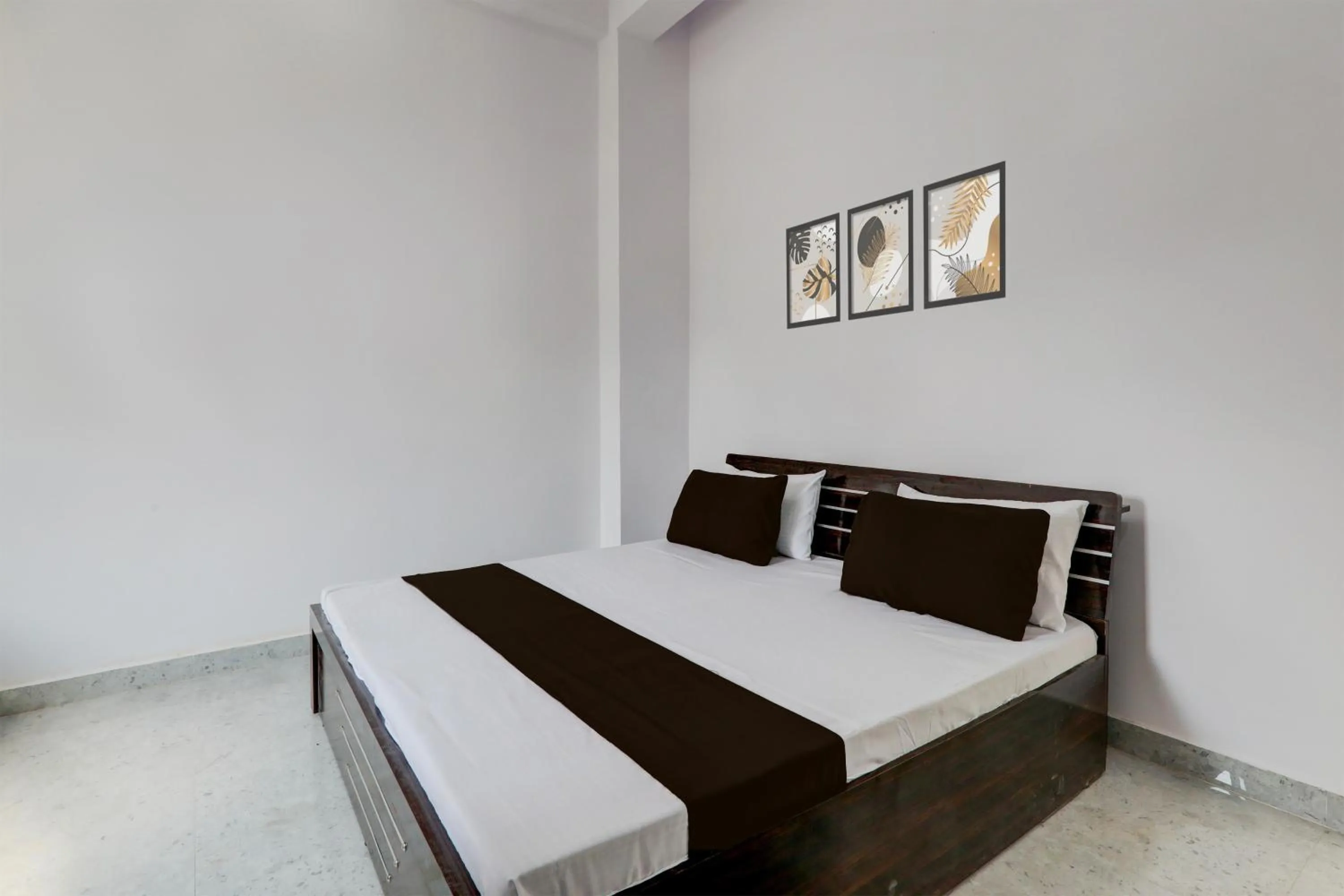 Bedroom, Bed in Hotel O by OYO Stay Inn