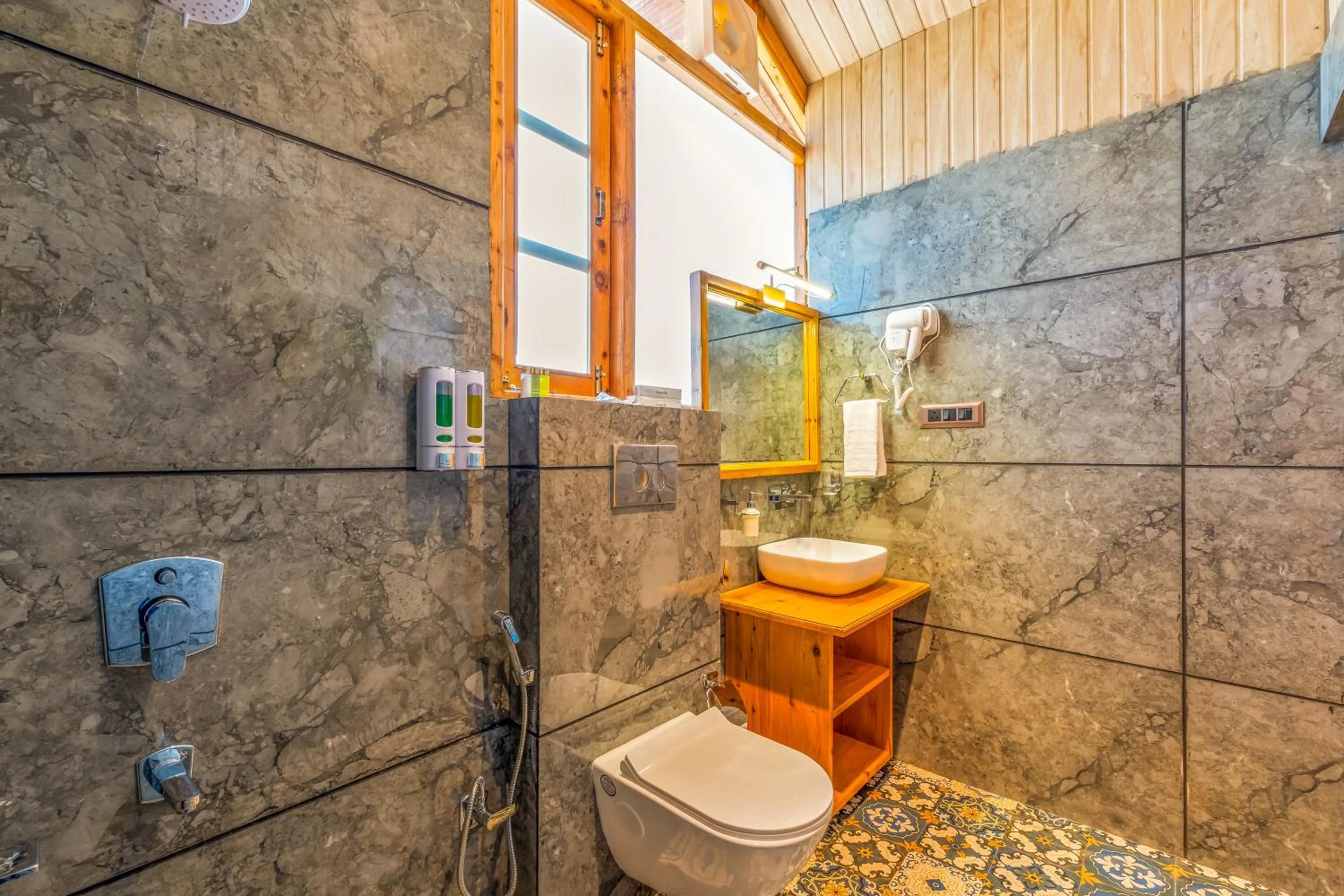 Bathroom in Kathkuni by Jomotel - A Pure Veg Boutique Stay