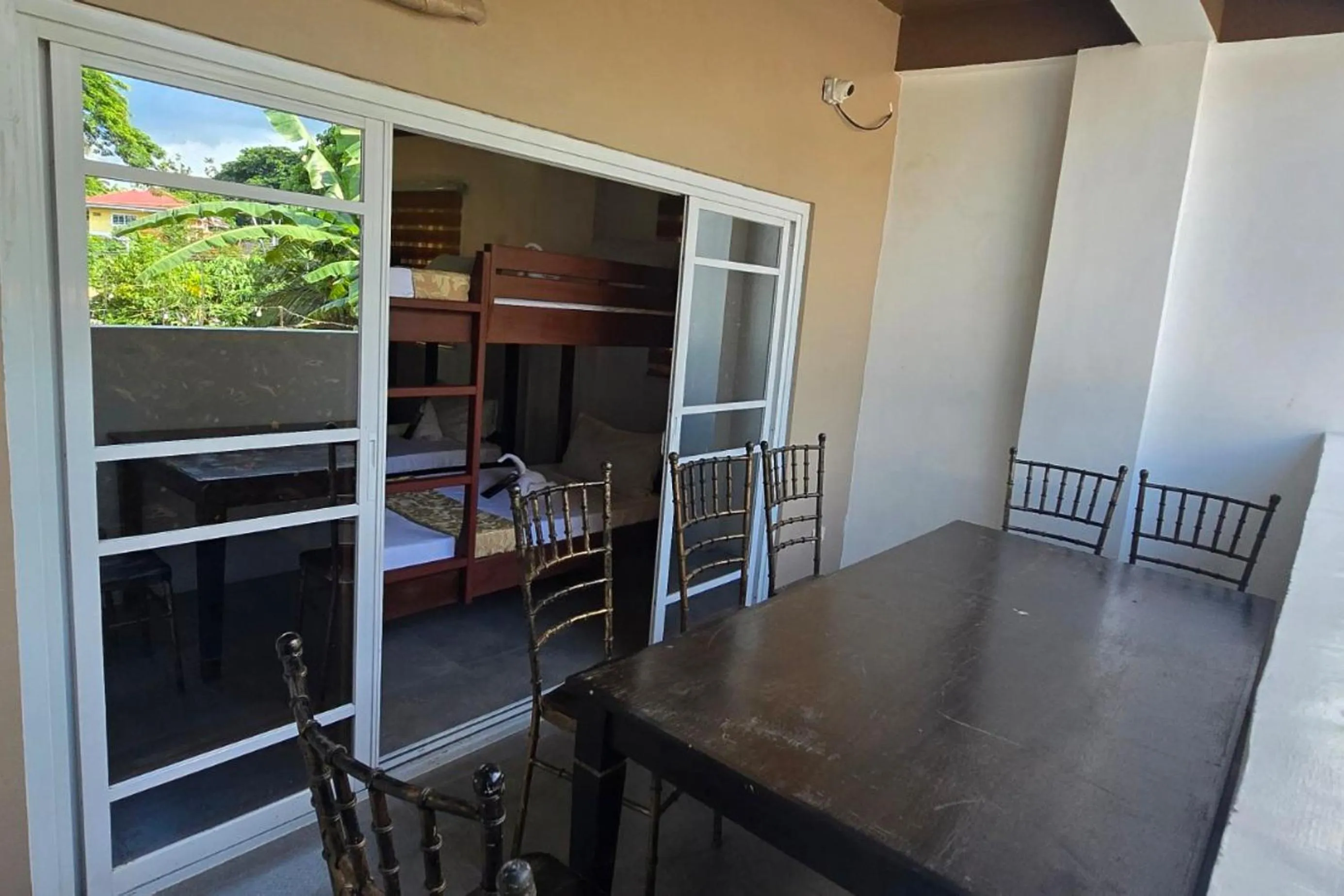 Captains Suites Albay