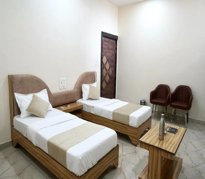 Hotel Entry Point
