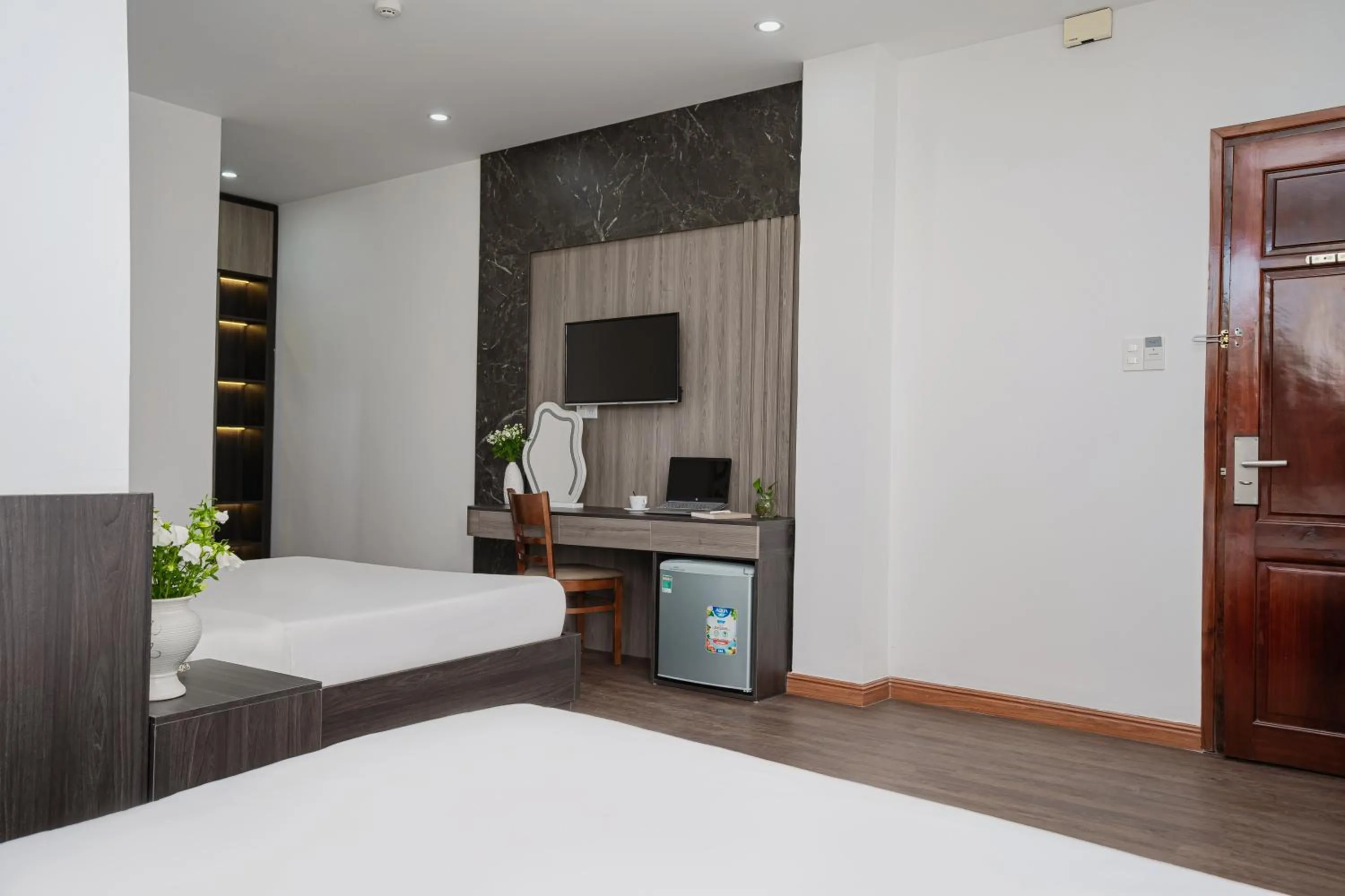 Photo of the whole room, Bed in ELC Luxury Da Lat Hotel & Apartment