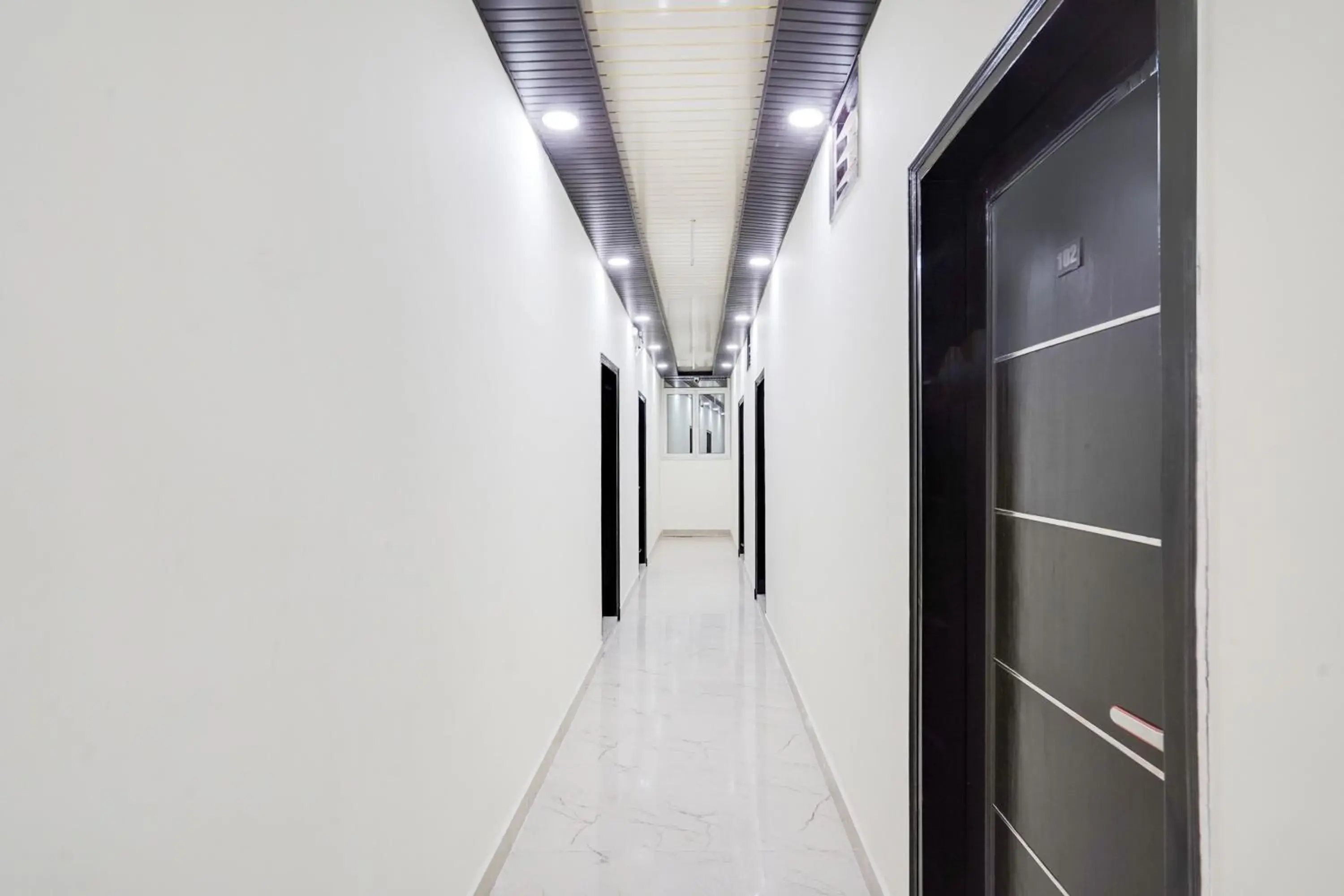 Lobby or reception in Super Collection O Nirman Vihar Lobby or reception in Super Collection O Nirman Vihar