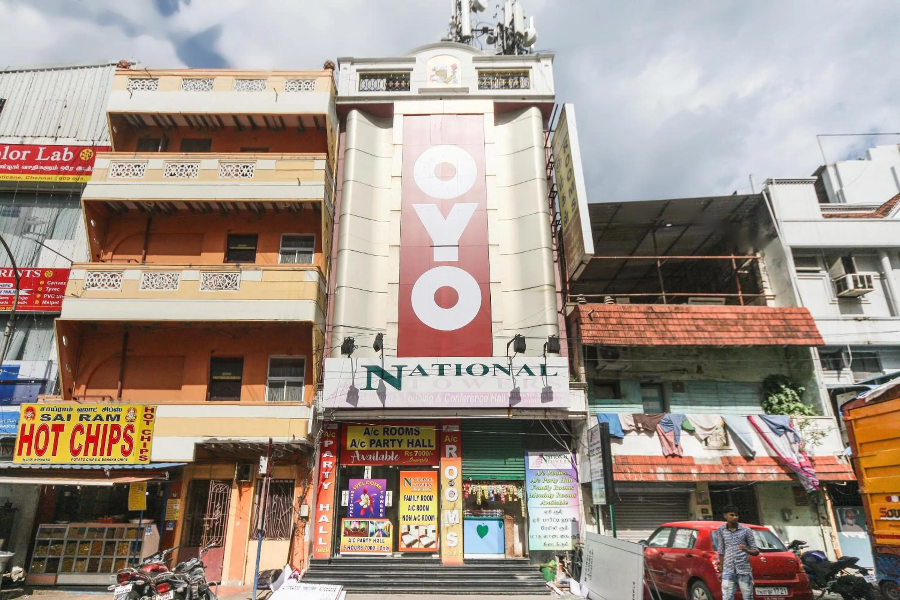 Facade/entrance in Hotel O Kumaran Park