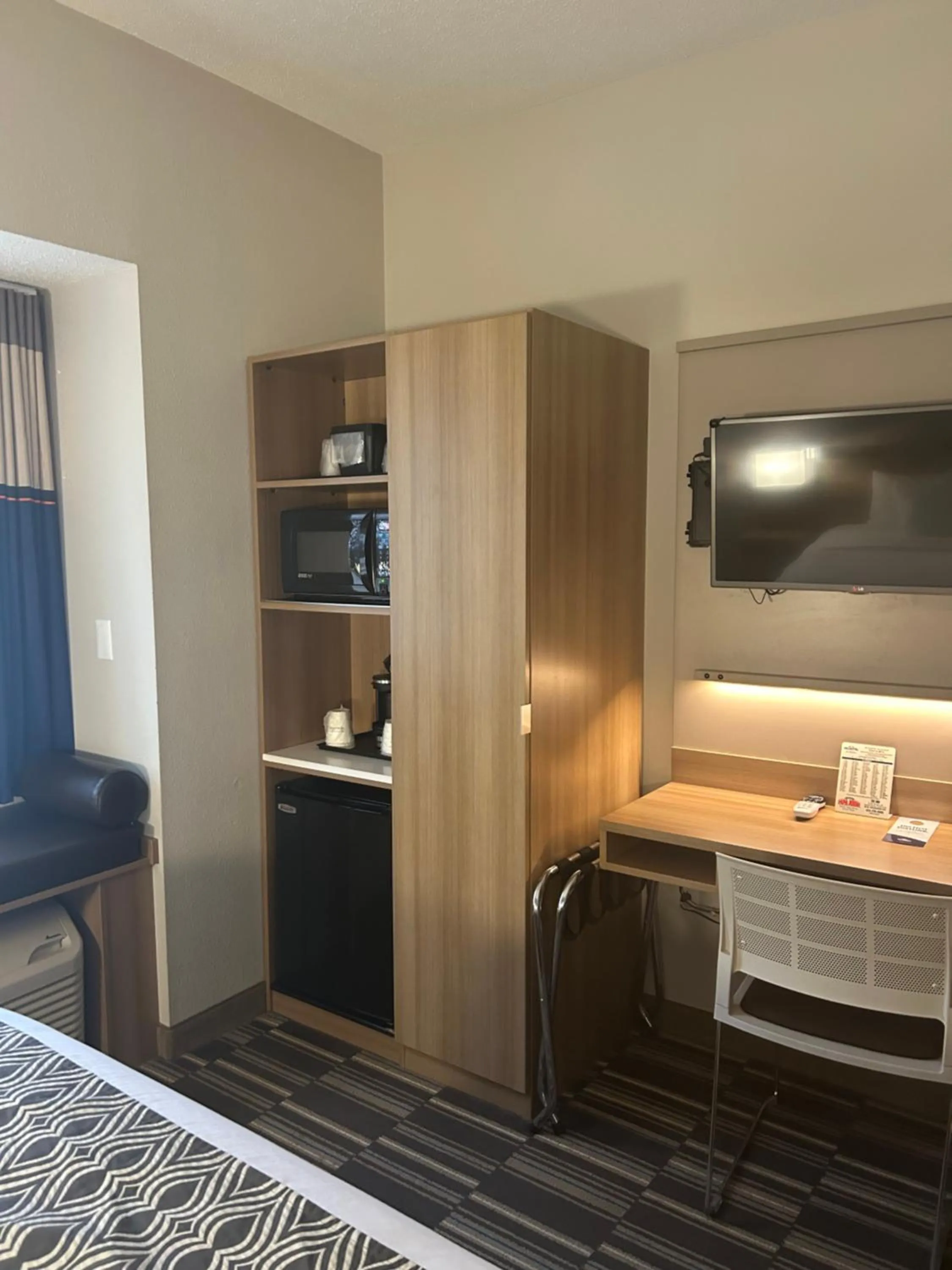 Bedroom, Bed in Microtel Inn & Suites by Wyndham