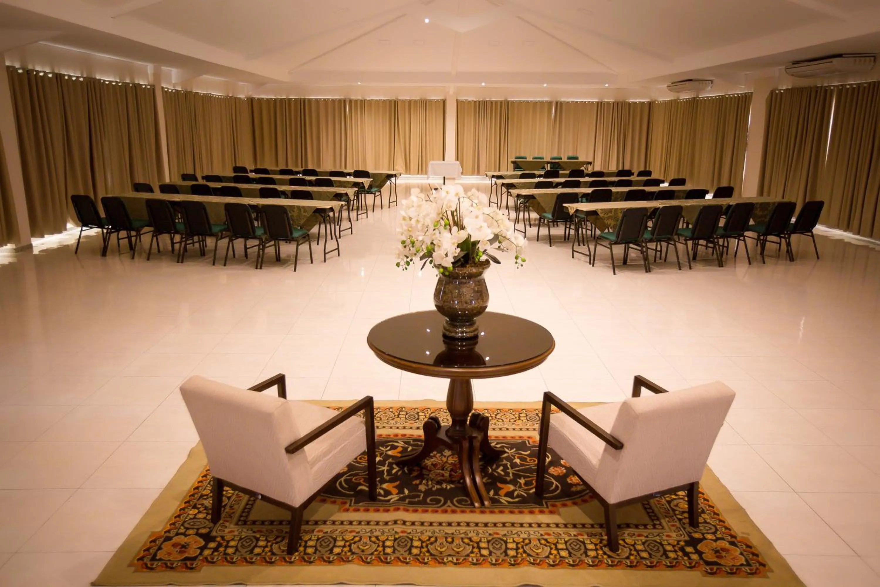 Property building in Hotel Nacional Inn São Carlos & Convenções